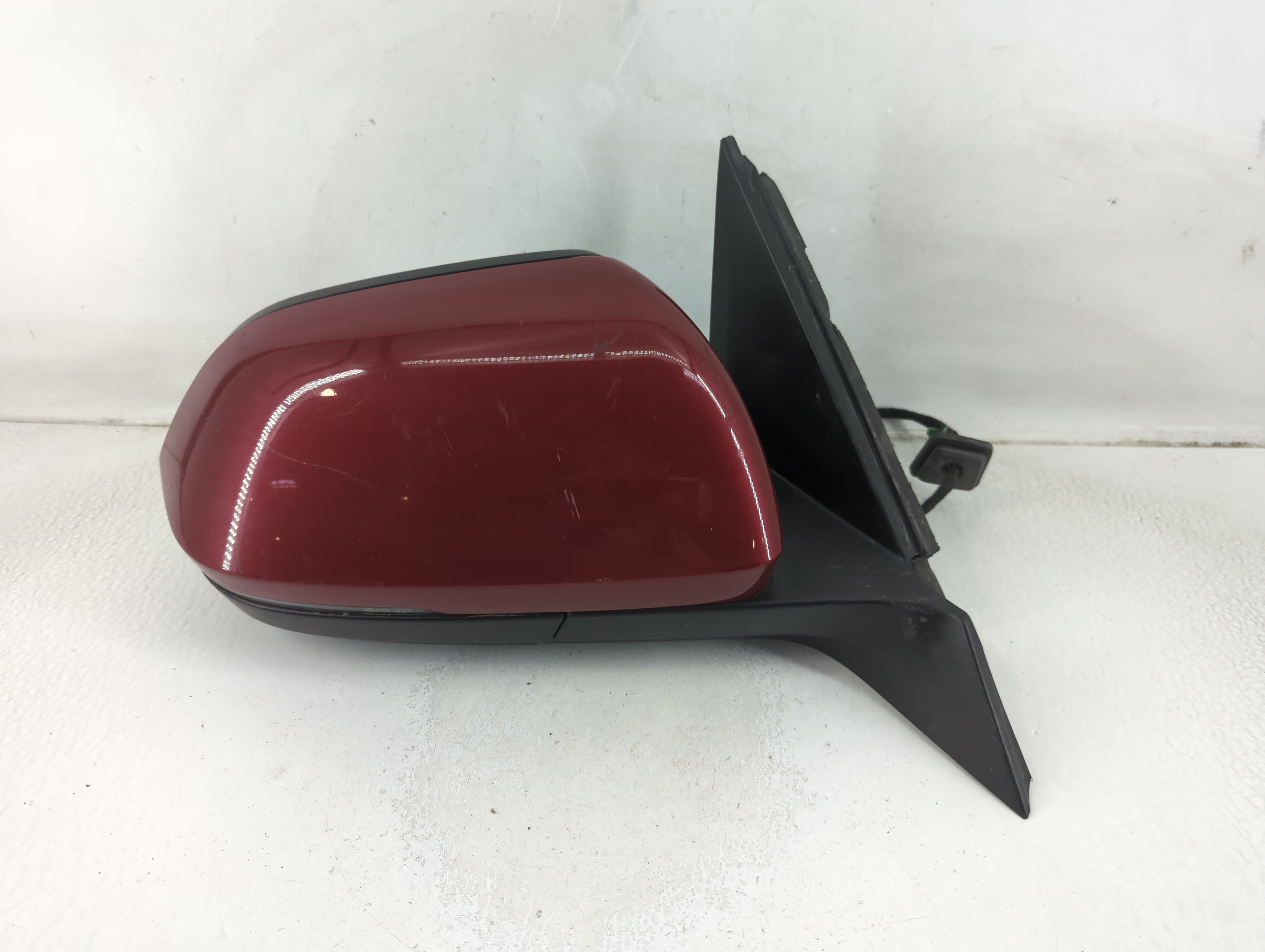 Picture of 2018 Volkswagen Atlas Passenger Right Side View Power Door Mirror Red 1187759