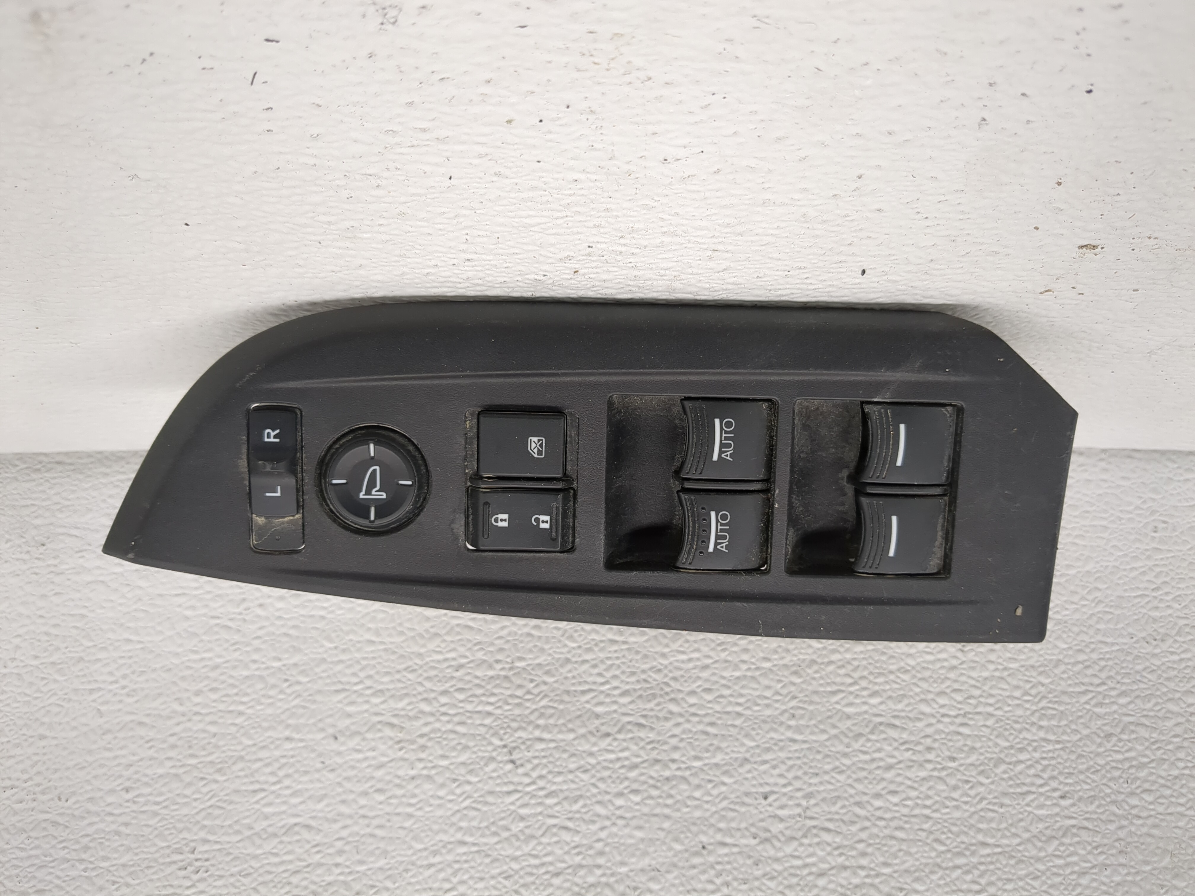 Picture of 2019-2022 Acura Ilx Driver Left Door Master Power Window Switch 1187791