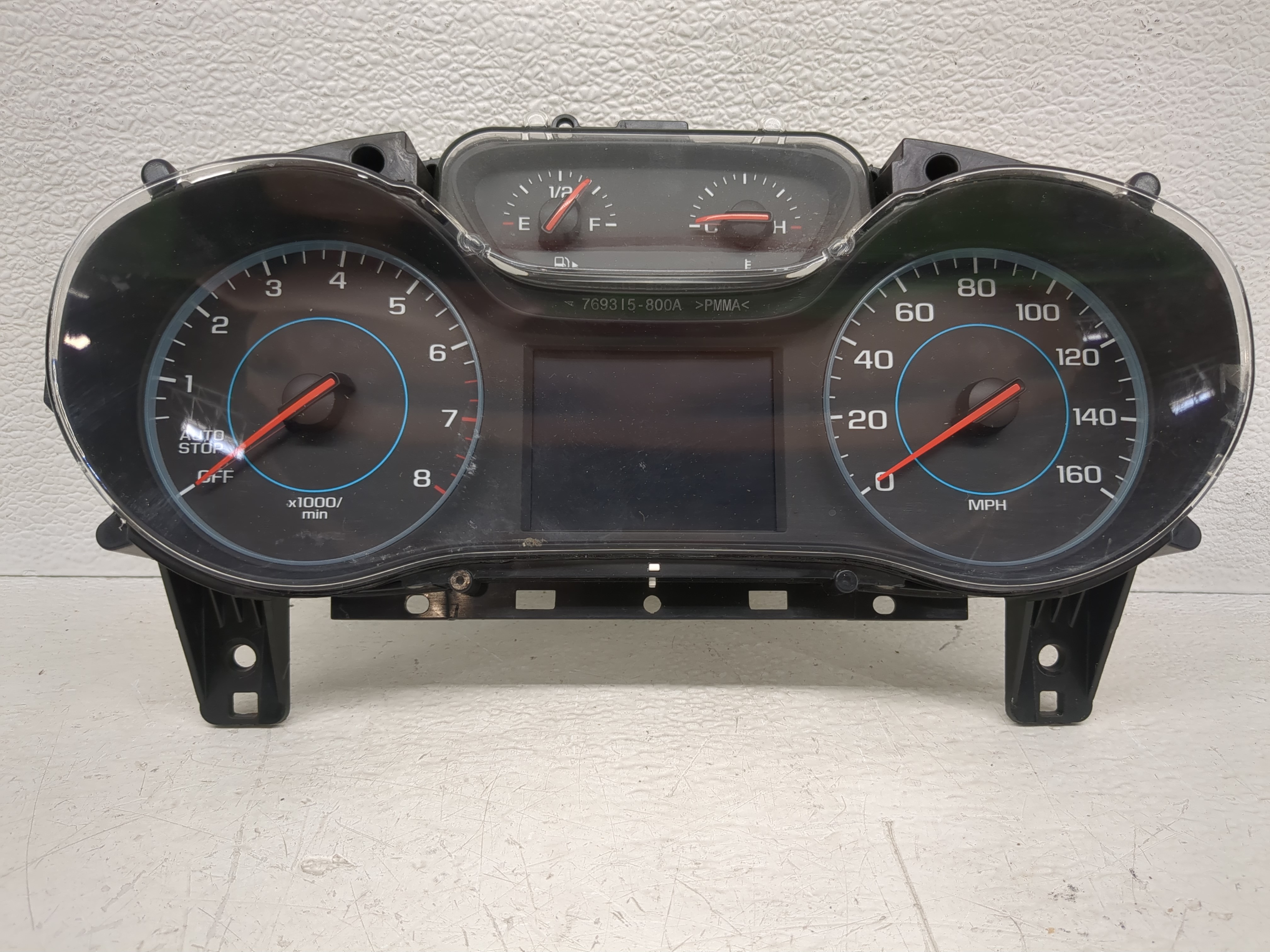 2018-2018 Chevrolet Cruze Speedometer Instrument Cluster Gauges 39084636 1187845 - Oemusedautoparts1.com