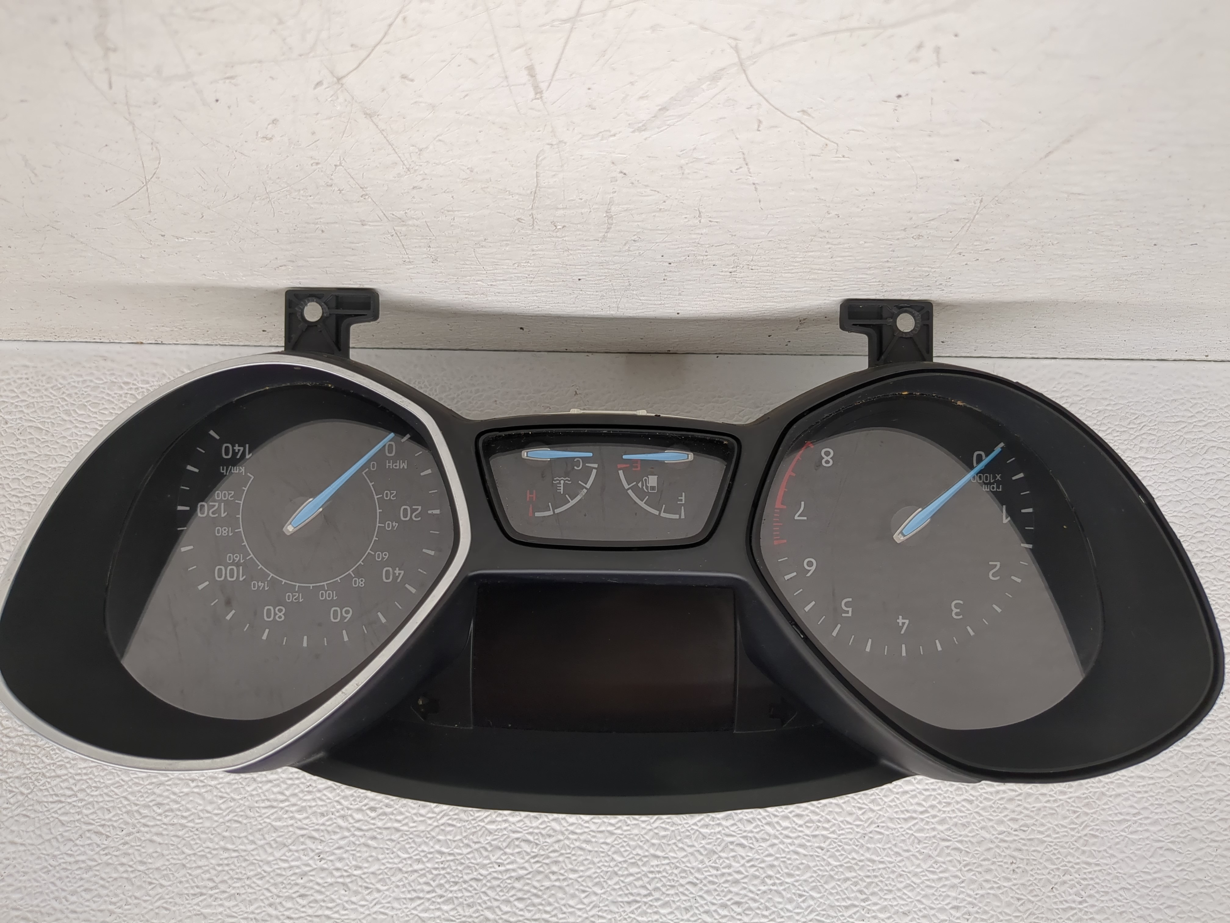 2018-2018 Ford Escape Speedometer Instrument Cluster Gauges 1187858 - Oemusedautoparts1.com