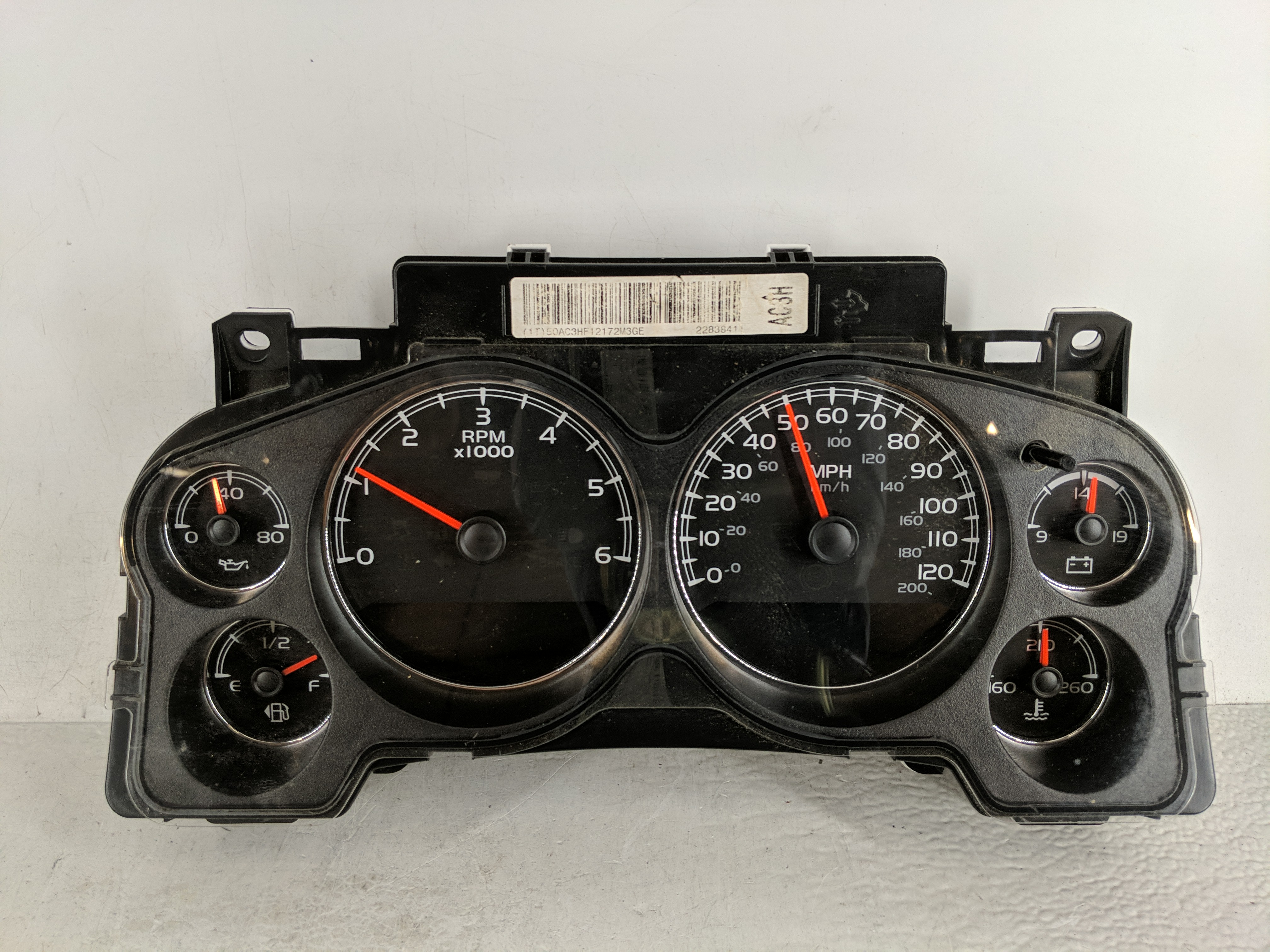 2009-2014 Chevrolet Tahoe Speedometer Instrument Cluster Gauges 1187877 - Oemusedautoparts1.com