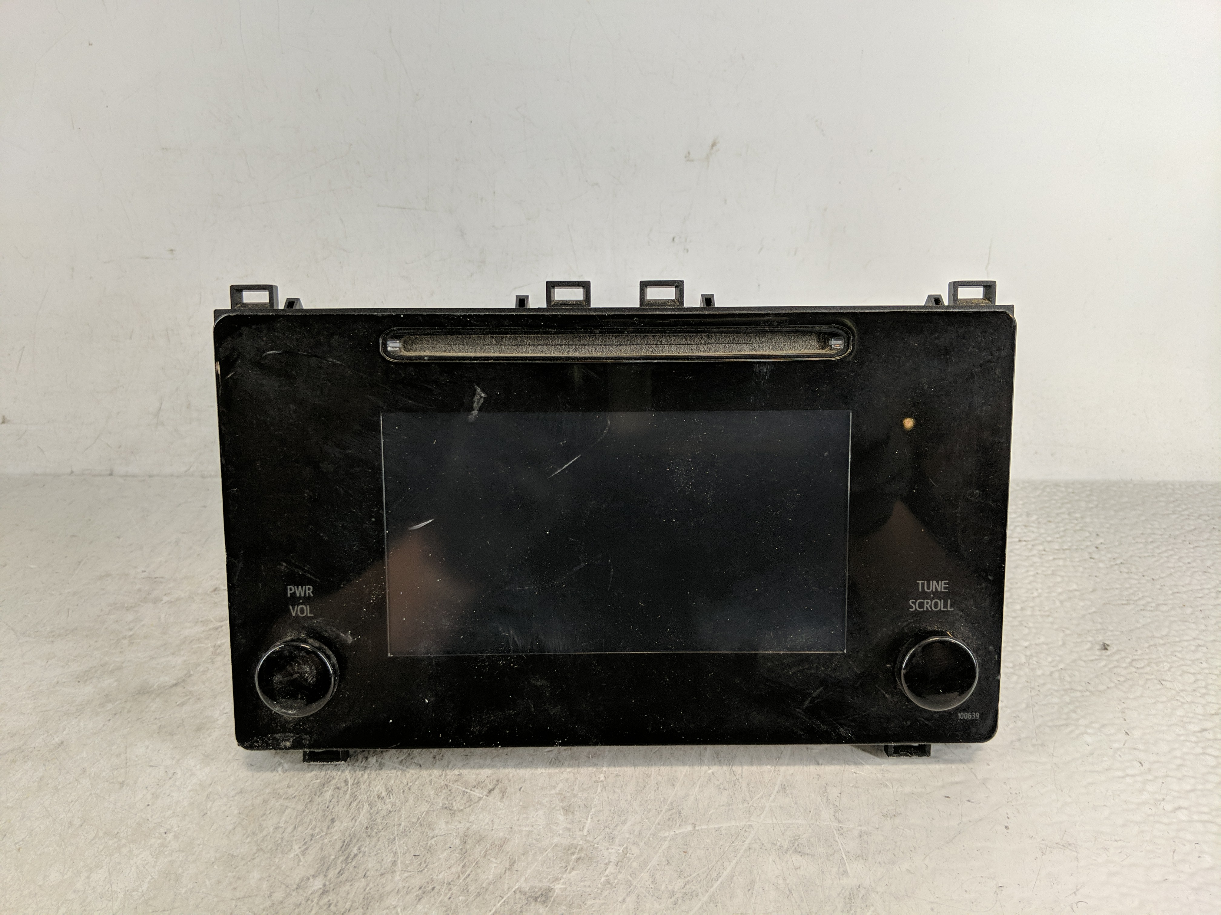 Picture of 2017-2019 Toyota Corolla Am Fm Cd Player Radio Receiver 1187906