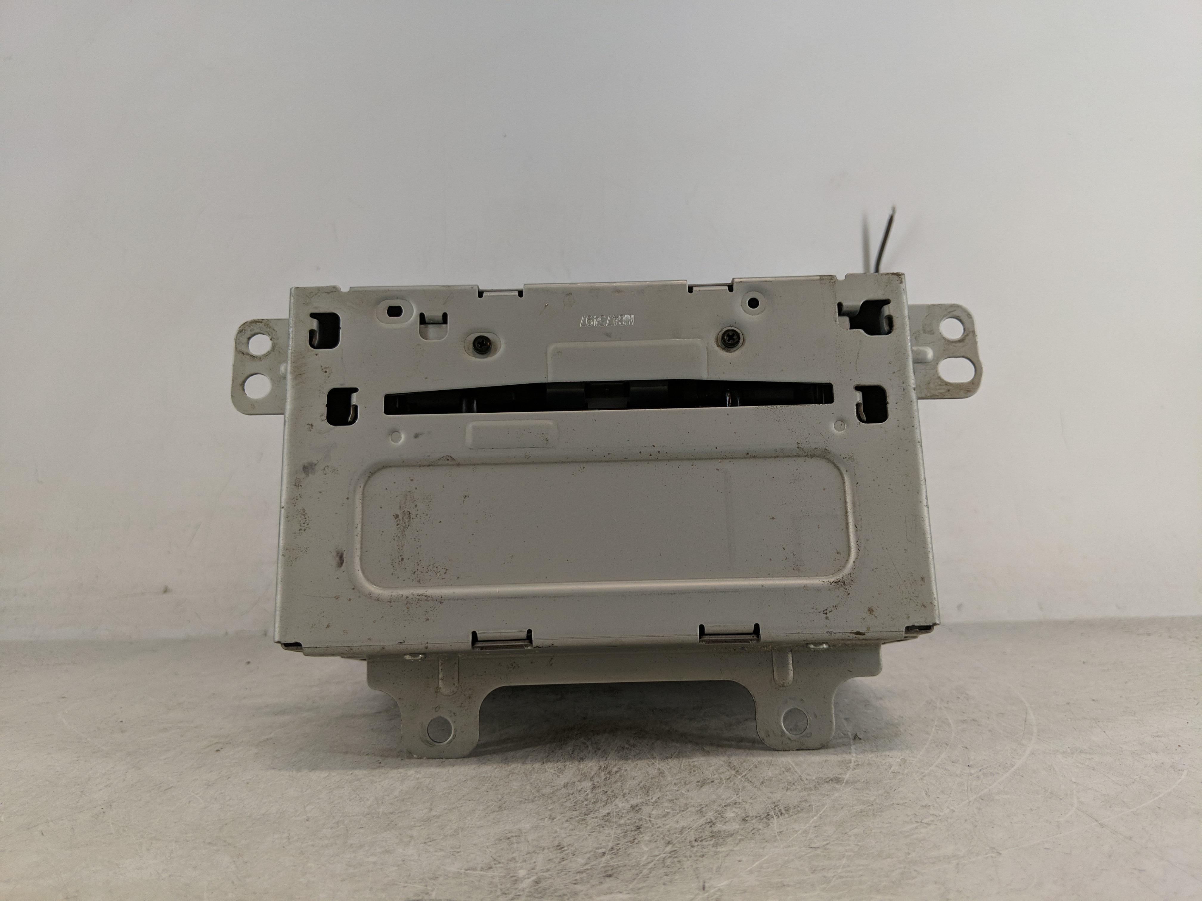 Picture of 2012-2012 Gmc Terrain Am Fm Cd Player Radio Receiver 1187921