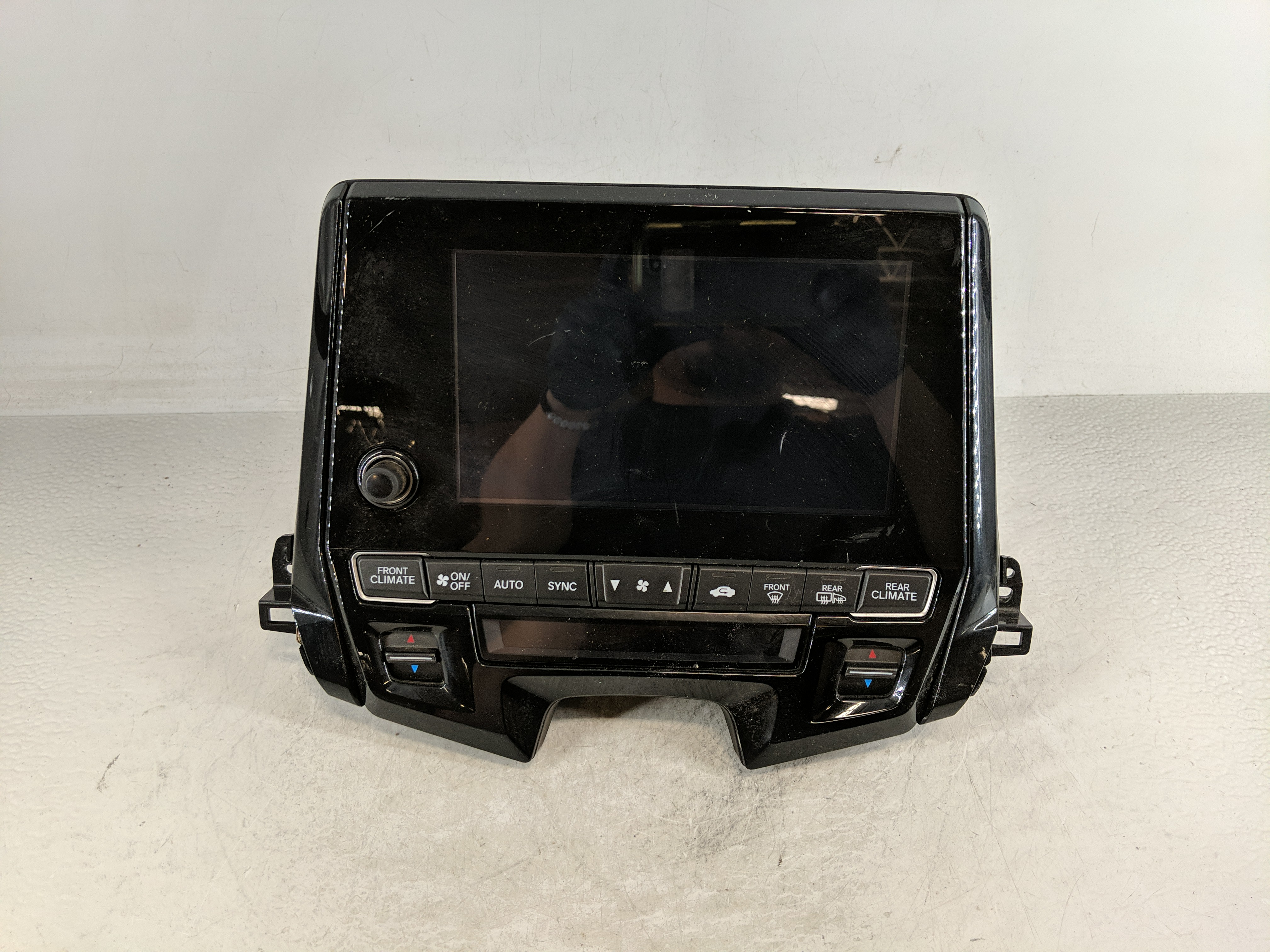 2018 Honda Odyssey Am Fm Cd Player Radio Receiver 1187948 - Oemusedautoparts1.com