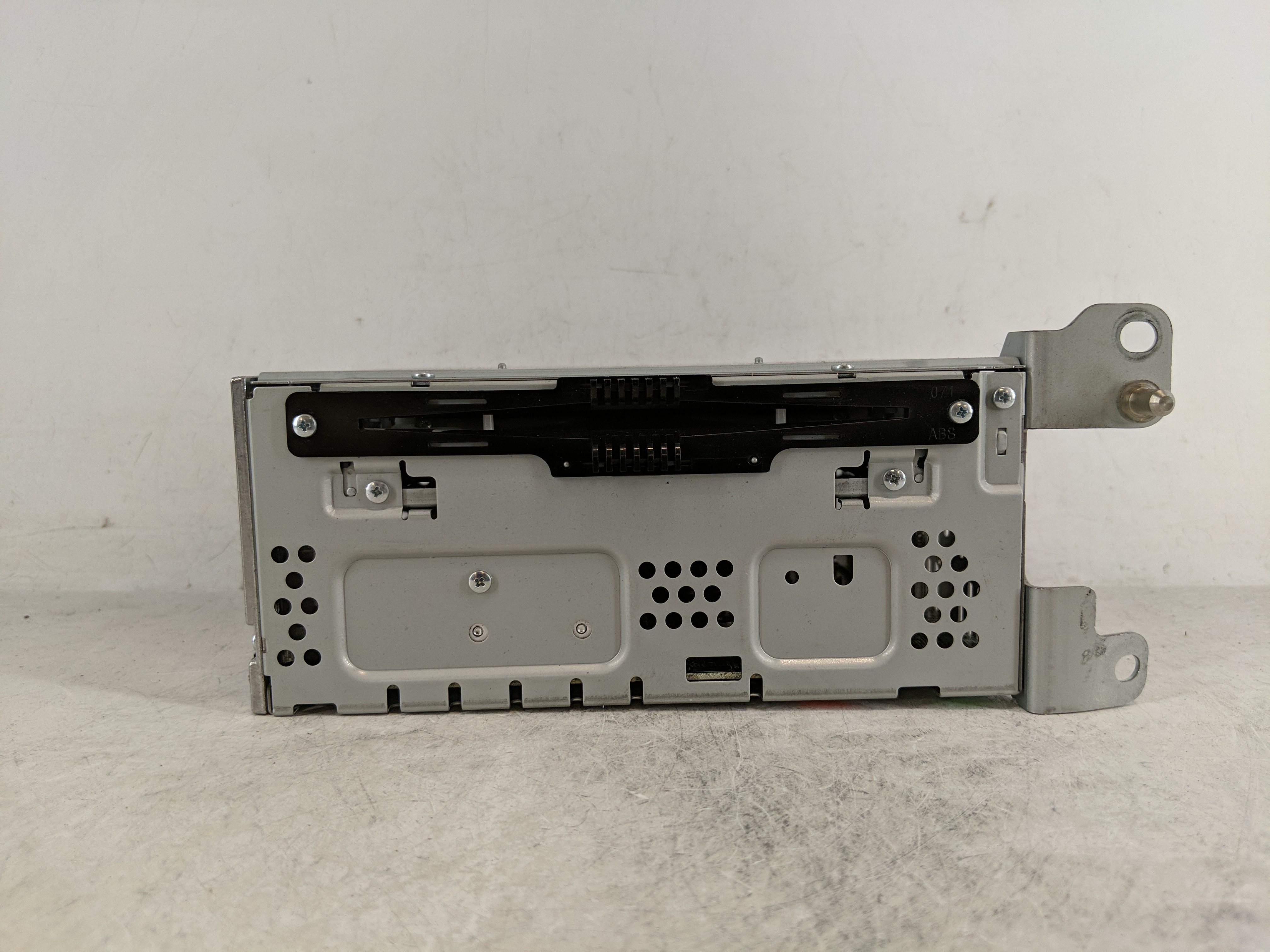 2013-2015 Ford Fusion Am Fm Cd Player Radio Receiver 1187953 - Oemusedautoparts1.com