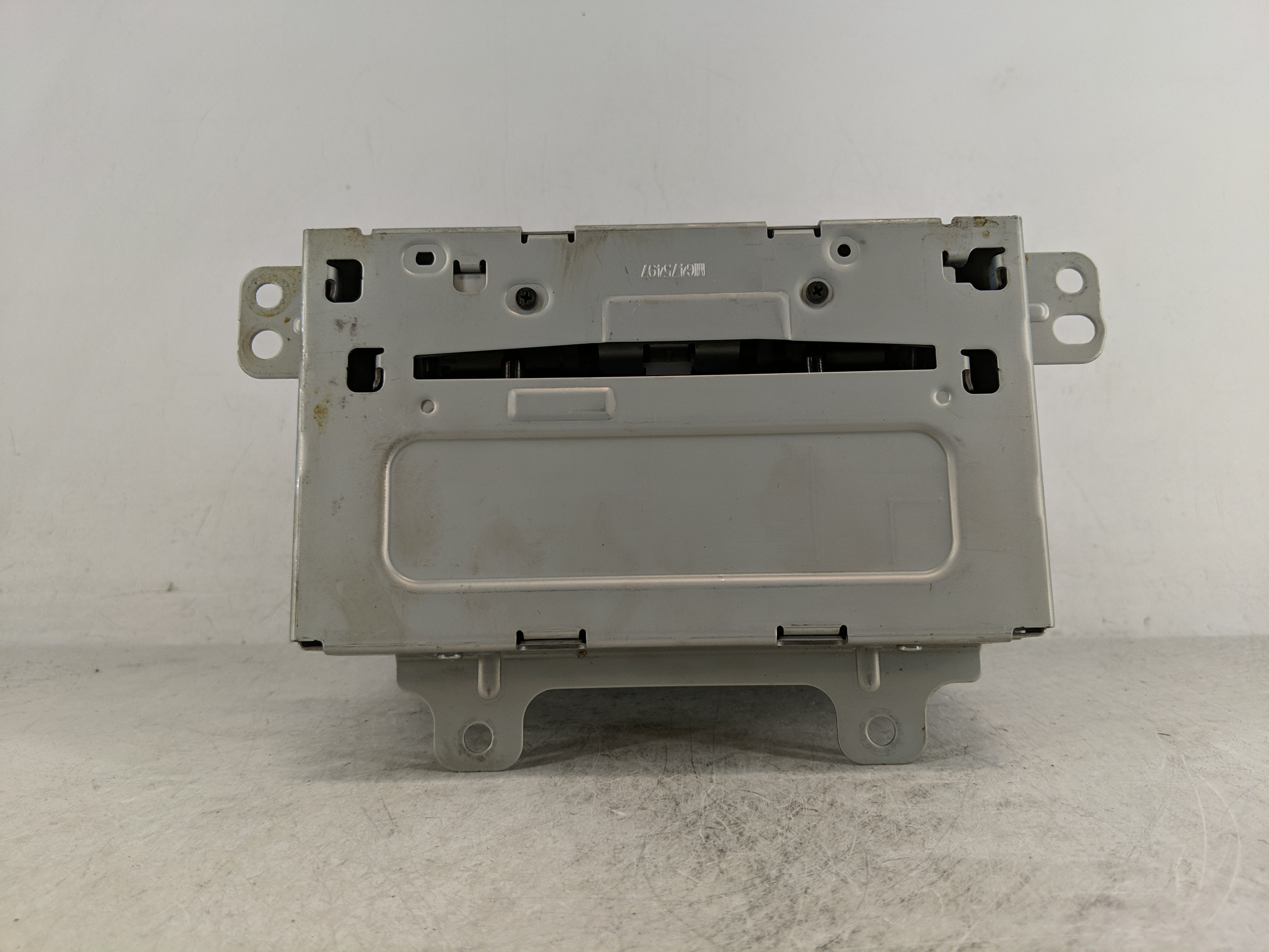 2013-2016 Chevrolet Cruze Am Fm Cd Player Radio Receiver 1187955 - Oemusedautoparts1.com