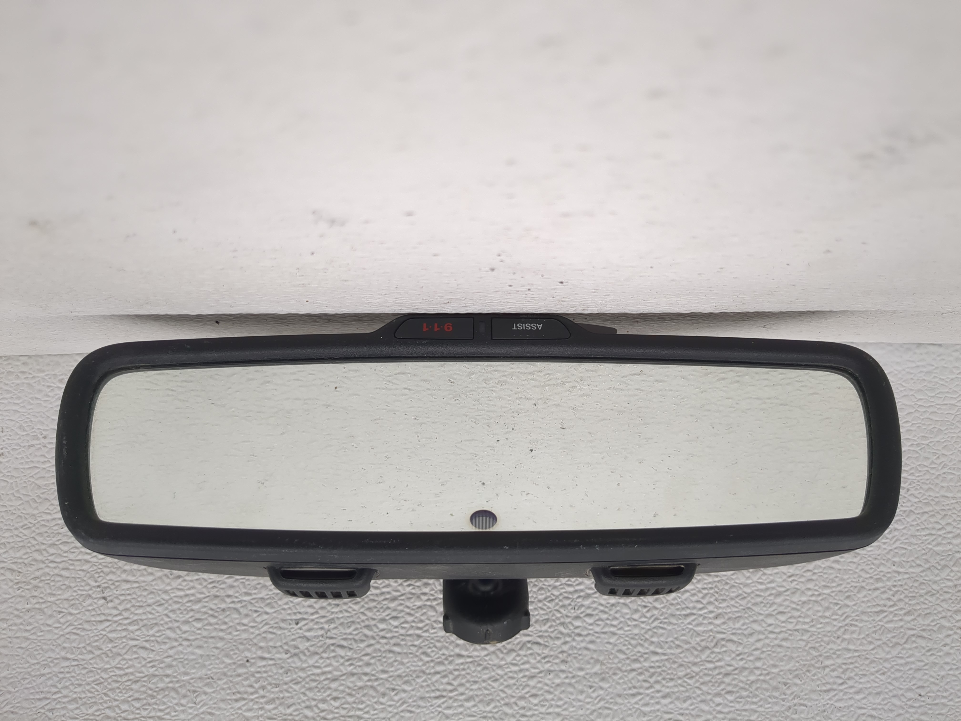2016-2020 Kia Sorento Interior Rear View Mirror Oem 1187997 - Oemusedautoparts1.com