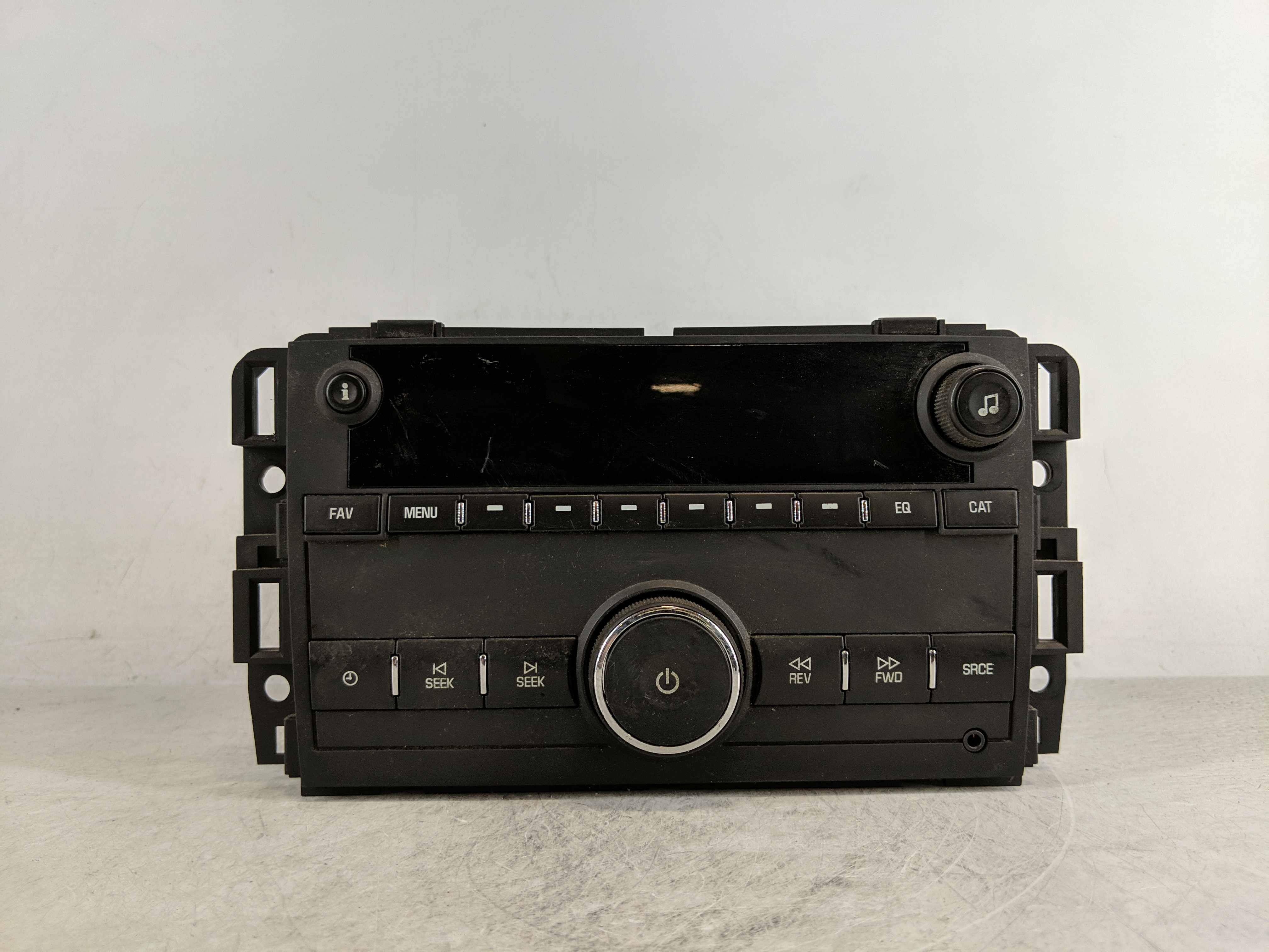 2015-2021 Chevrolet Express 2500 Am Fm Cd Player Radio Receiver 1188002 - Oemusedautoparts1.com