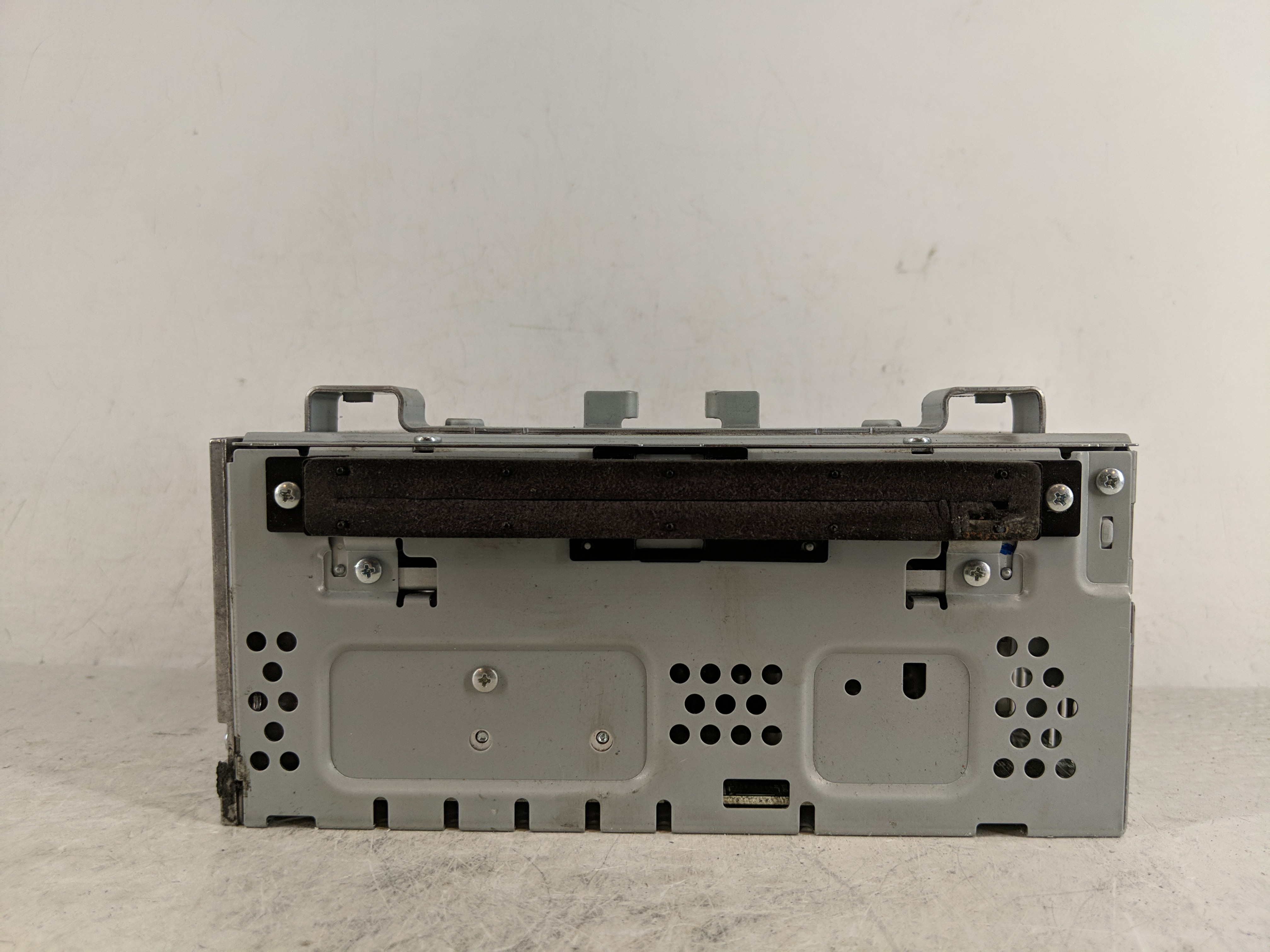 2017-2019 Ford Escape Am Fm Cd Player Radio Receiver 1188009 - Oemusedautoparts1.com