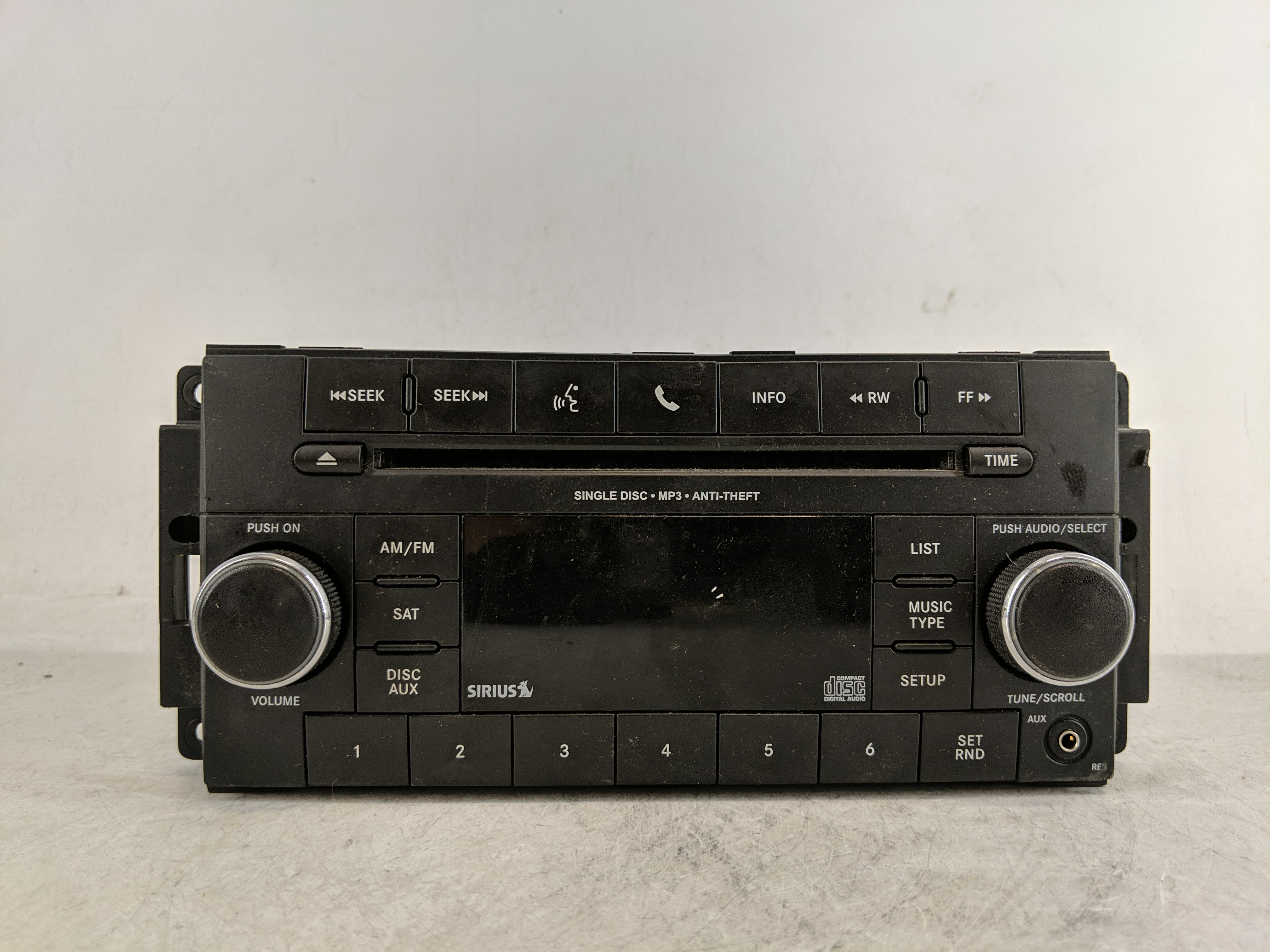 Picture of 2011-2012 Dodge Caliber Am Fm Cd Player Radio Receiver 1188025