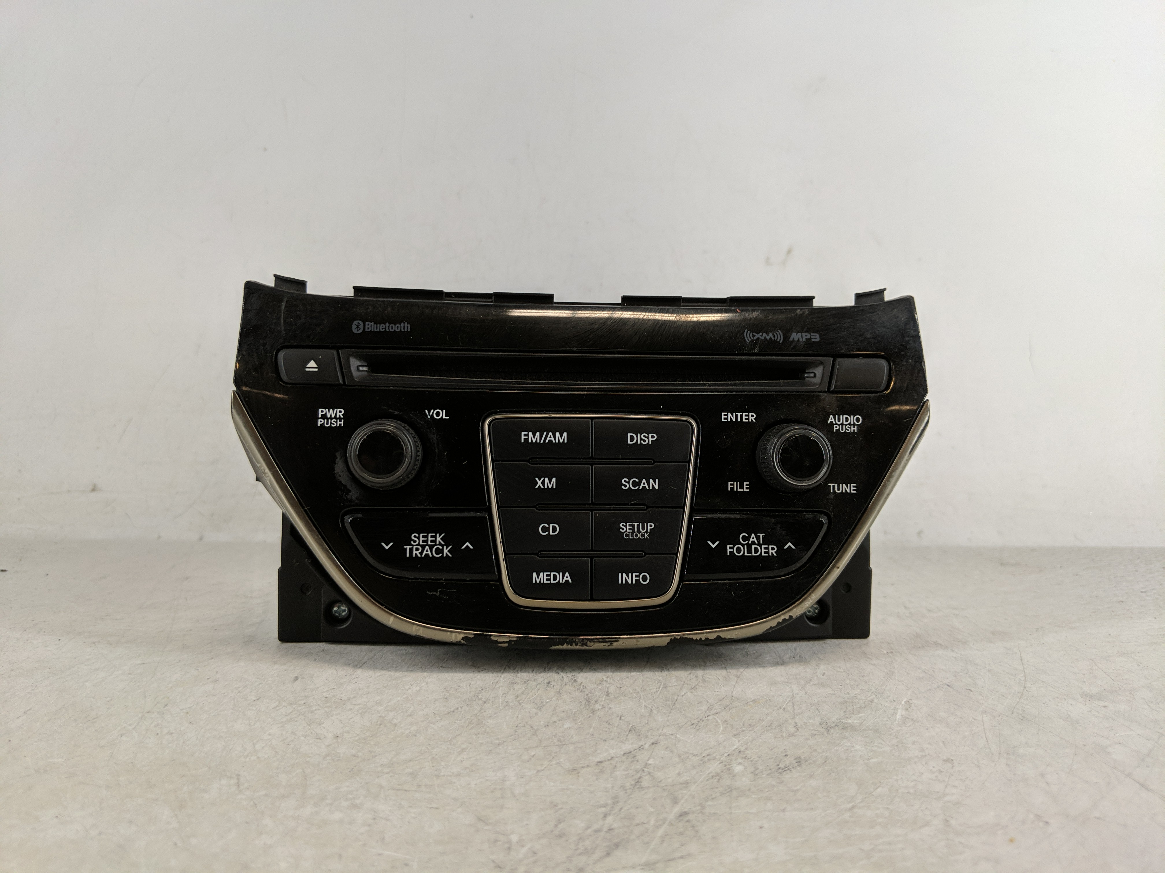 2014-2015 Hyundai Genesis Am Fm Cd Player Radio Receiver 1188032 - Oemusedautoparts1.com