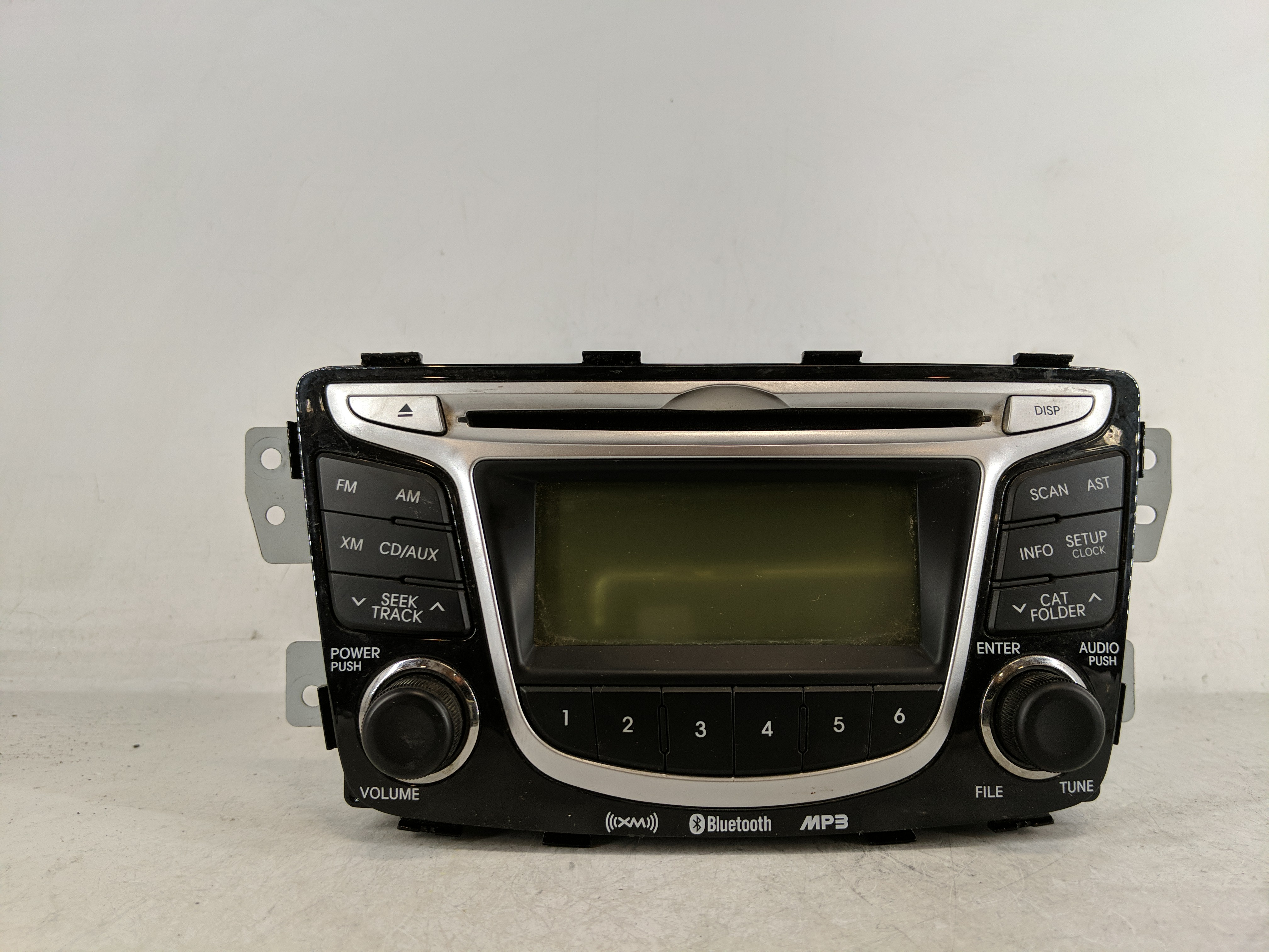 2012-2014 Hyundai Accent Am Fm Cd Player Radio Receiver 1188040 - Oemusedautoparts1.com