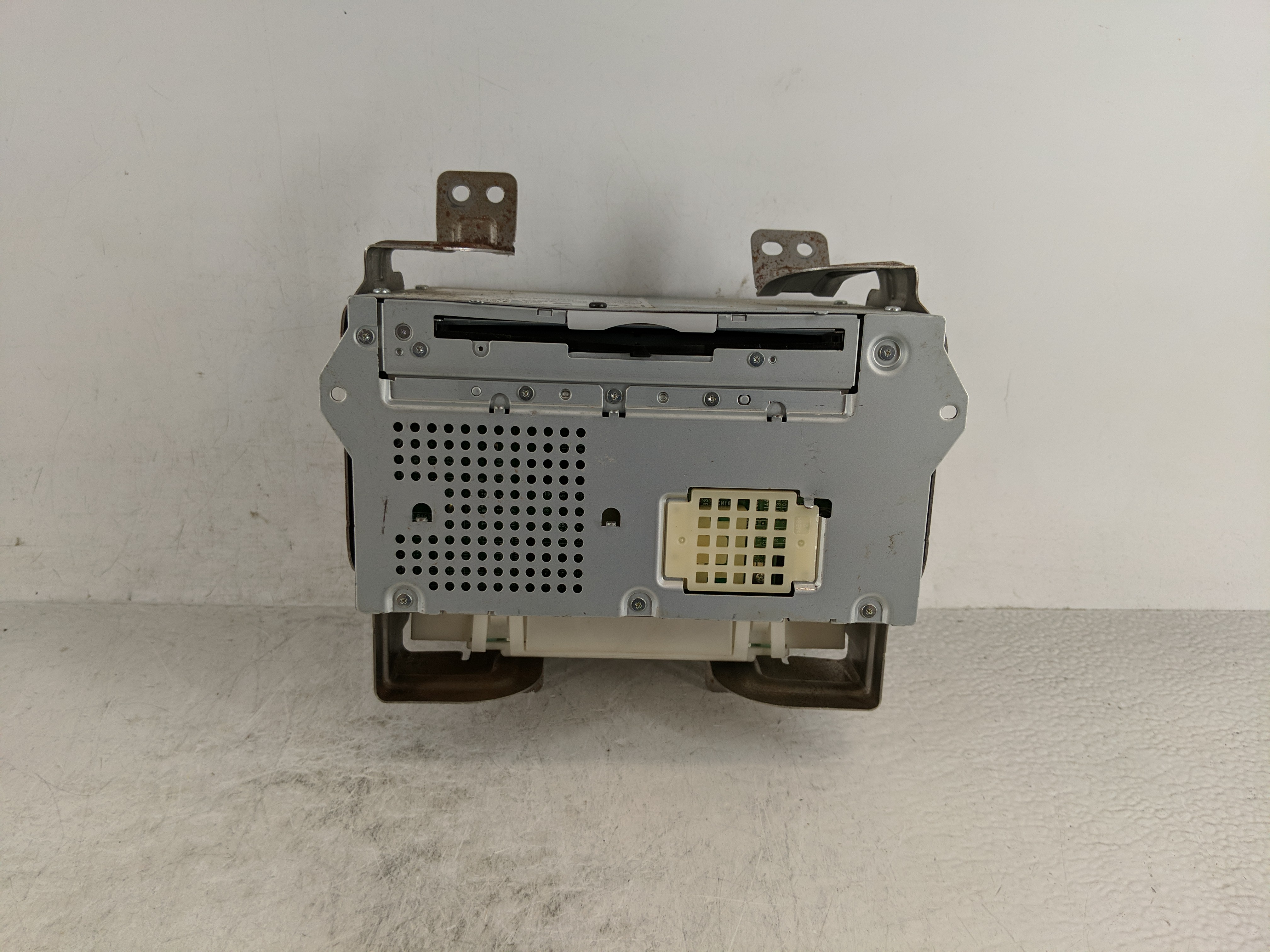 Picture of 2013-2014 Nissan Maxima Am Fm Cd Player Radio Receiver 1188060