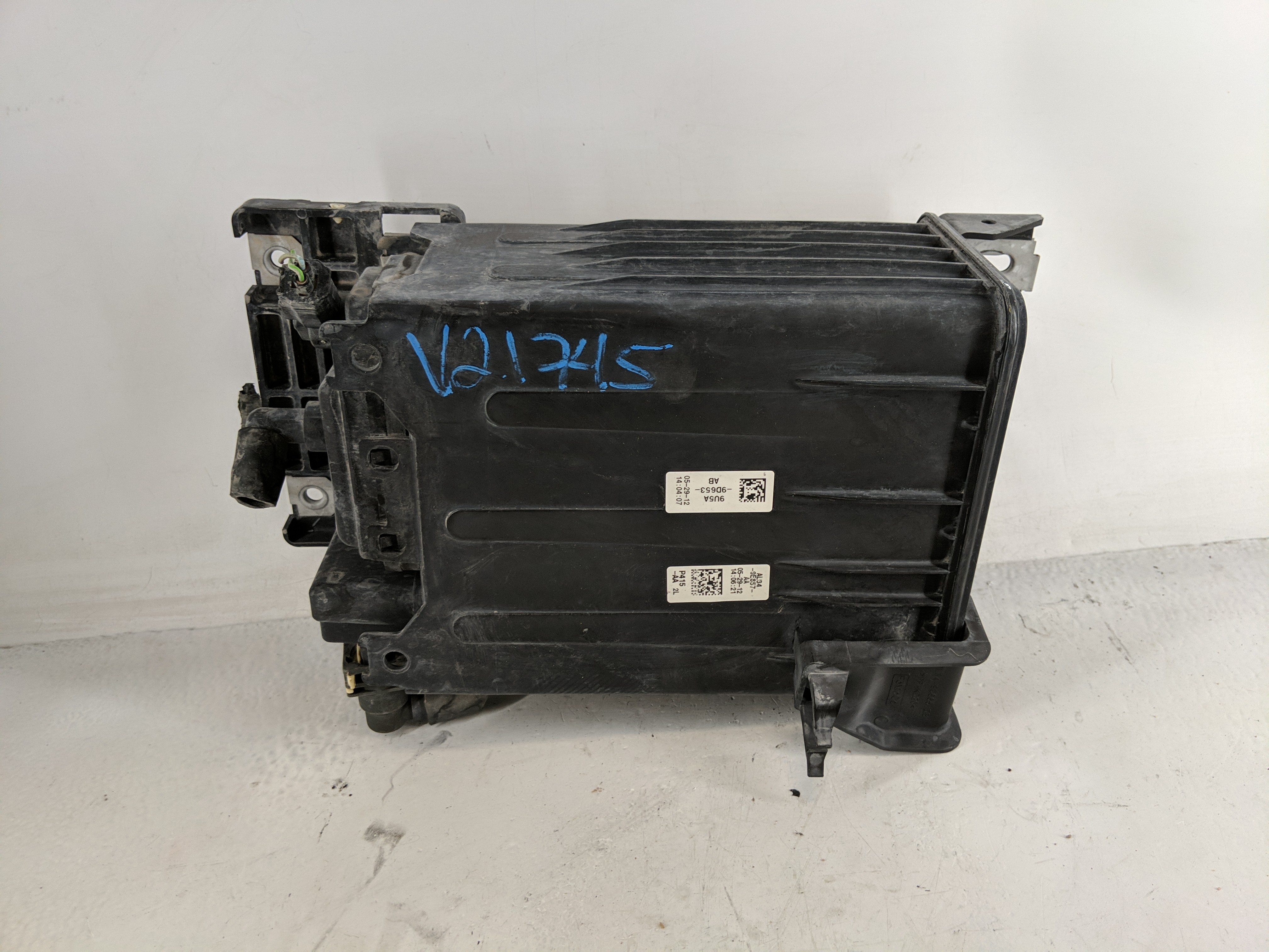 2012 Ford F-150 Fuel Vapor Charcoal Canister 1188079 - Oemusedautoparts1.com