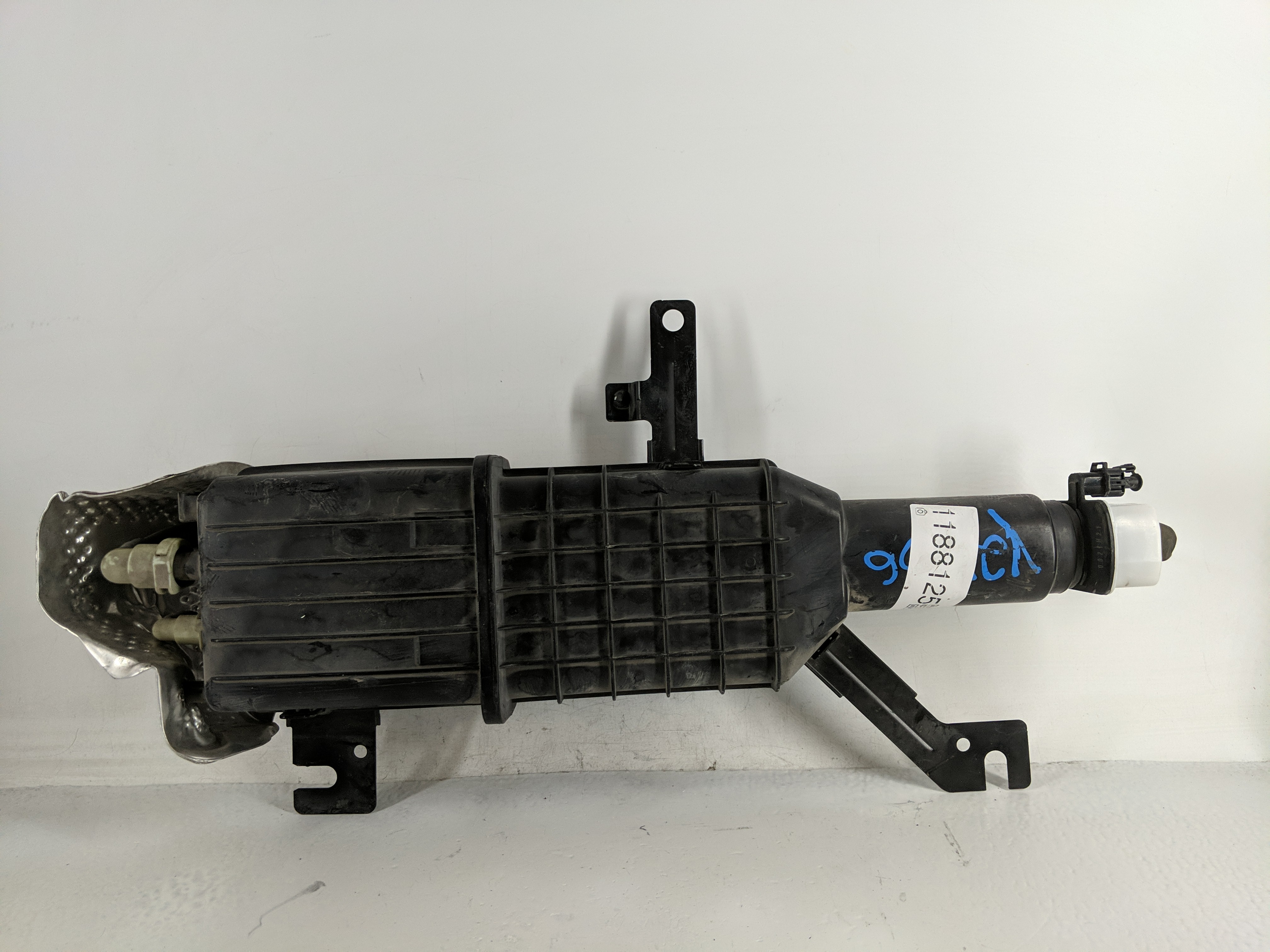 Picture of 2016 Chrysler Town & Country Fuel Vapor Charcoal Canister 1188125