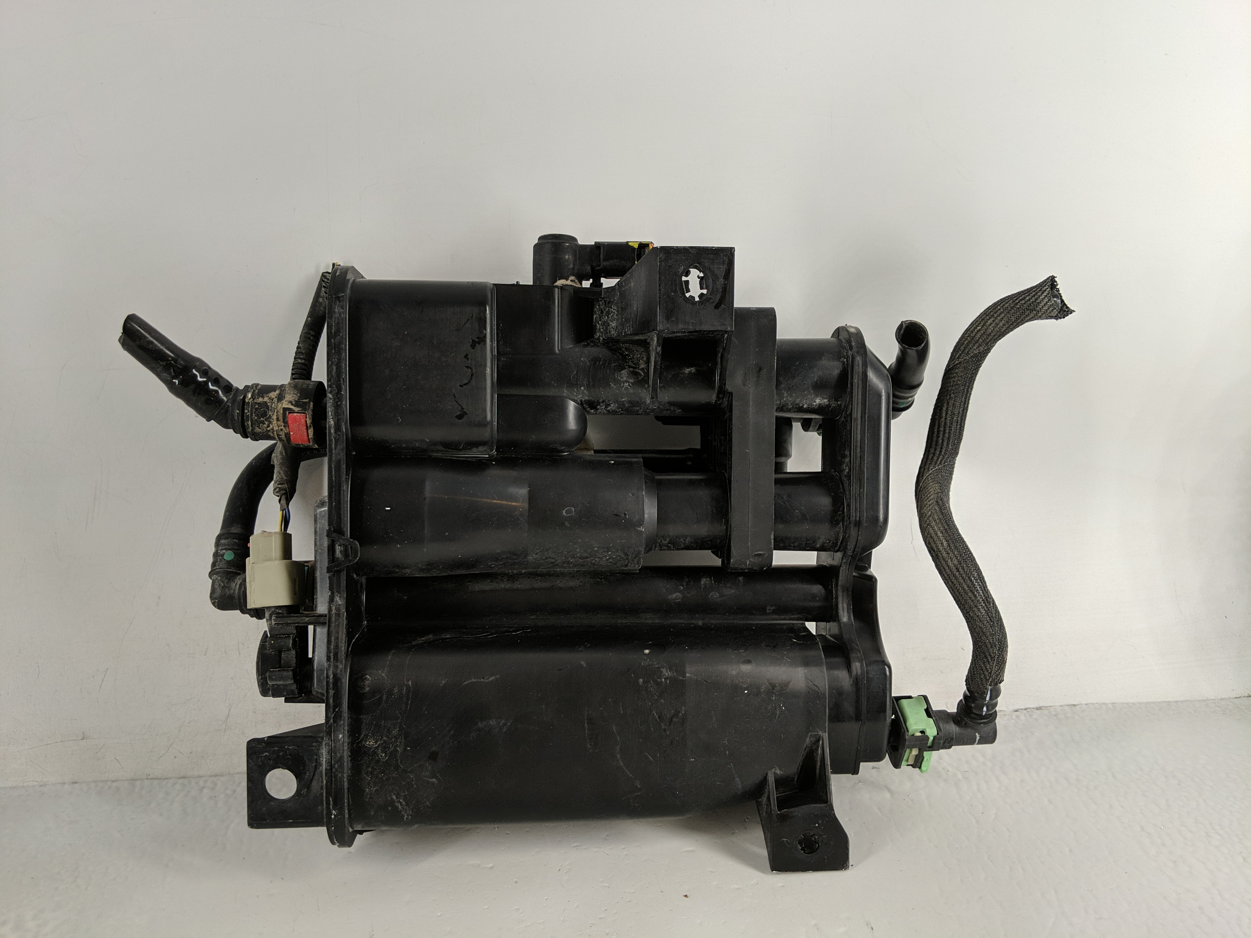 2023 Chevrolet Equinox Fuel Vapor Charcoal Canister 1188127 - Oemusedautoparts1.com