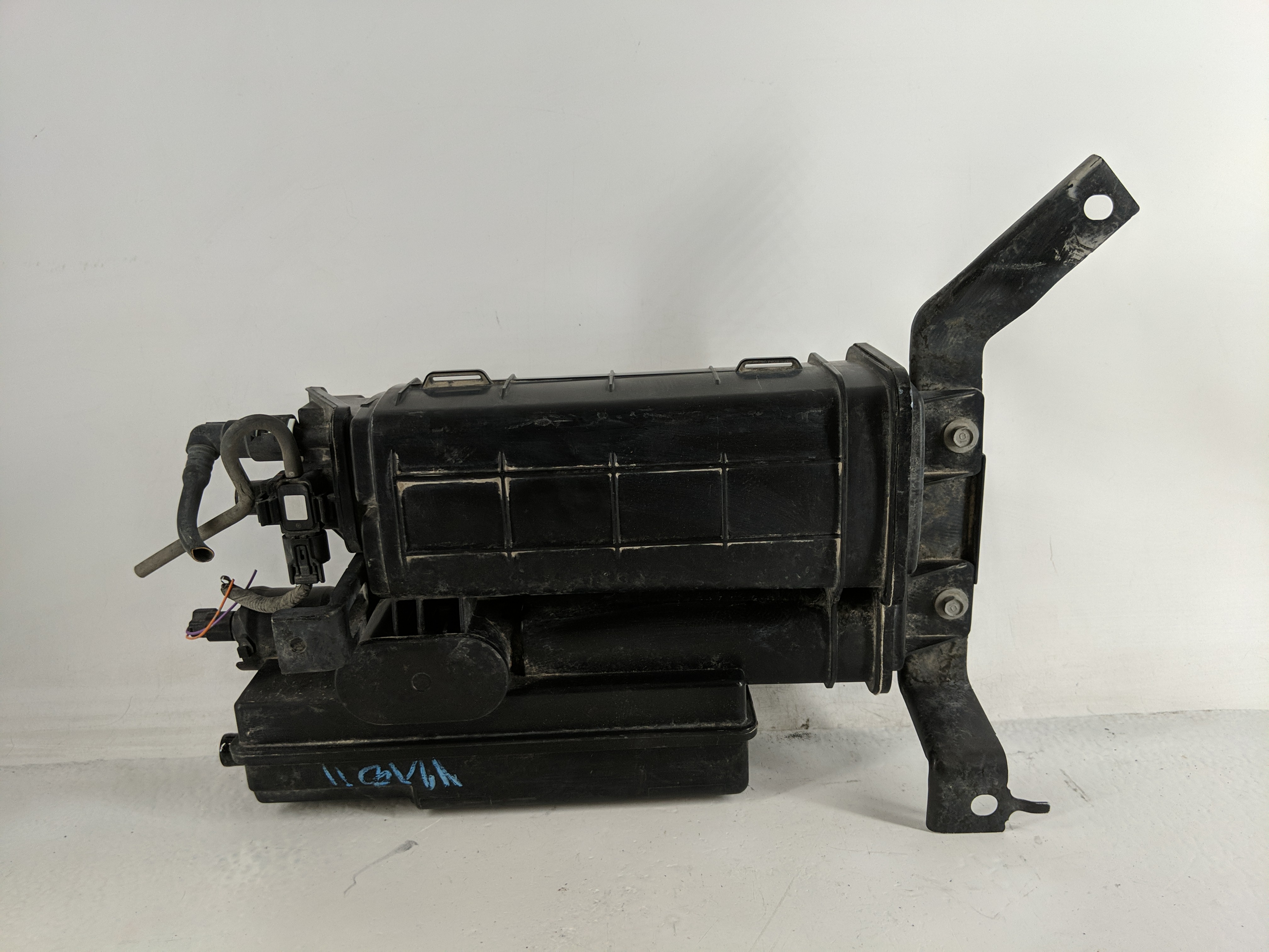 Picture of 2015 Honda Cr-v Fuel Vapor Charcoal Canister 1188140