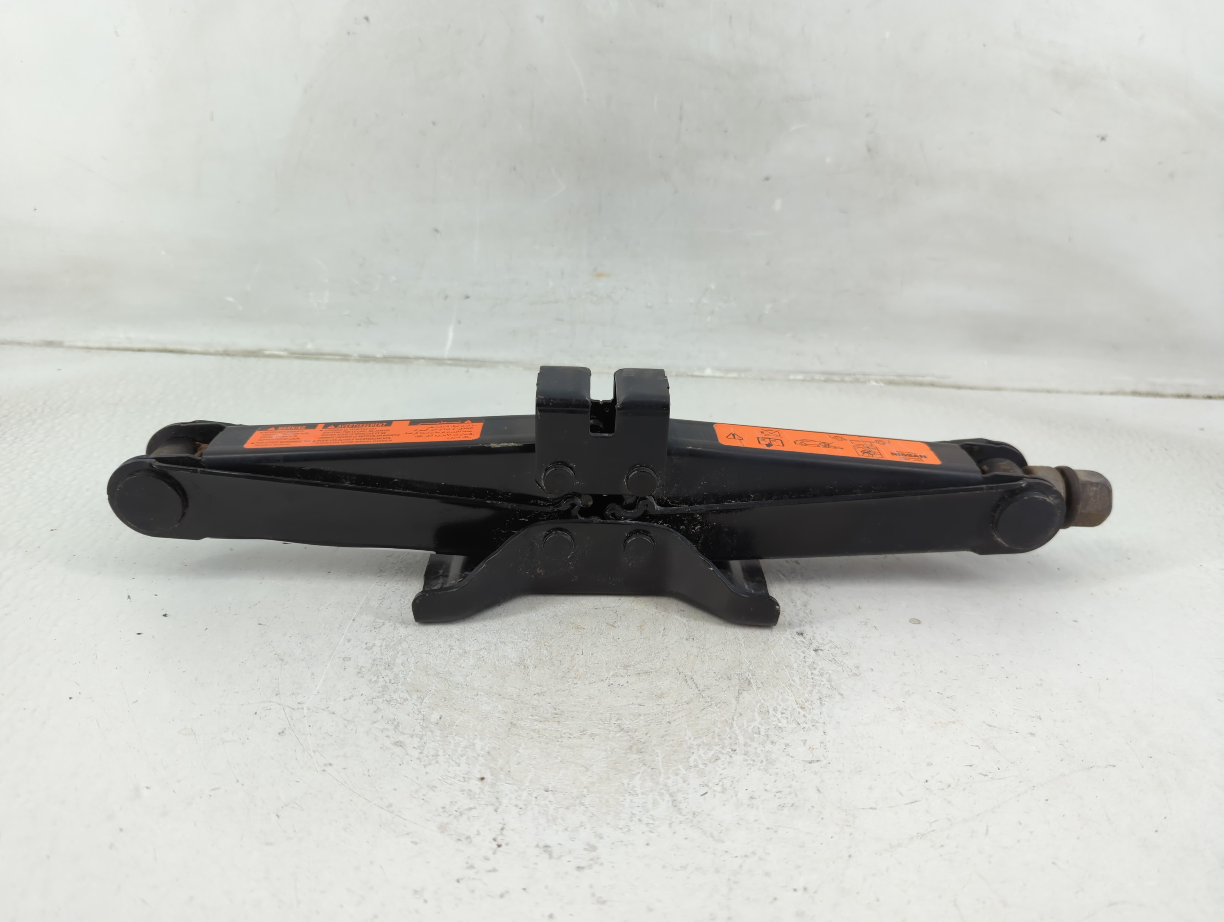 Picture of 2019 Nissan Altima Spare Scissor Car Jack 1188189