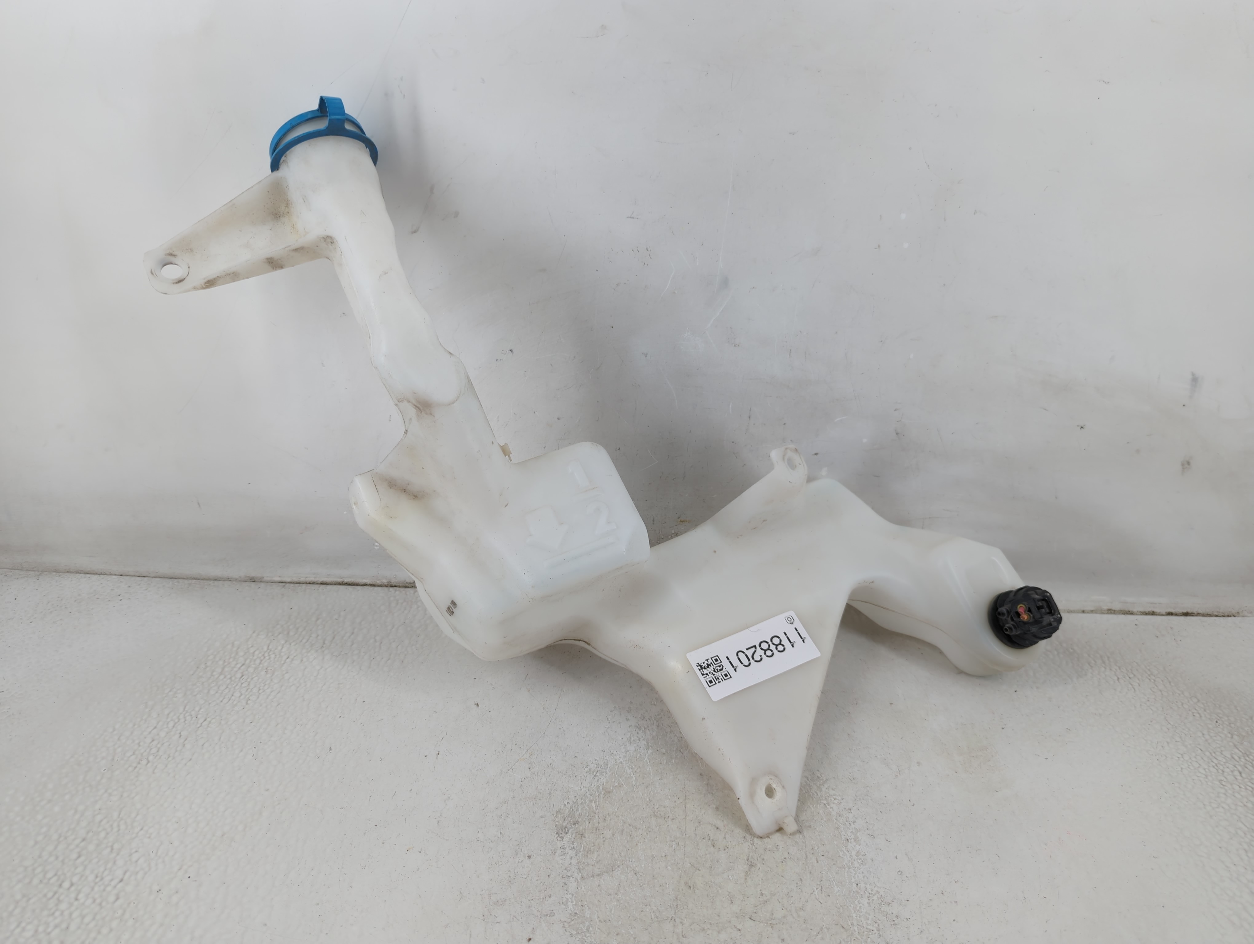 2013-2018 Acura Rdx Windshield Washer Fluid Reservoir Bottle Oem 1188201 - Oemusedautoparts1.com