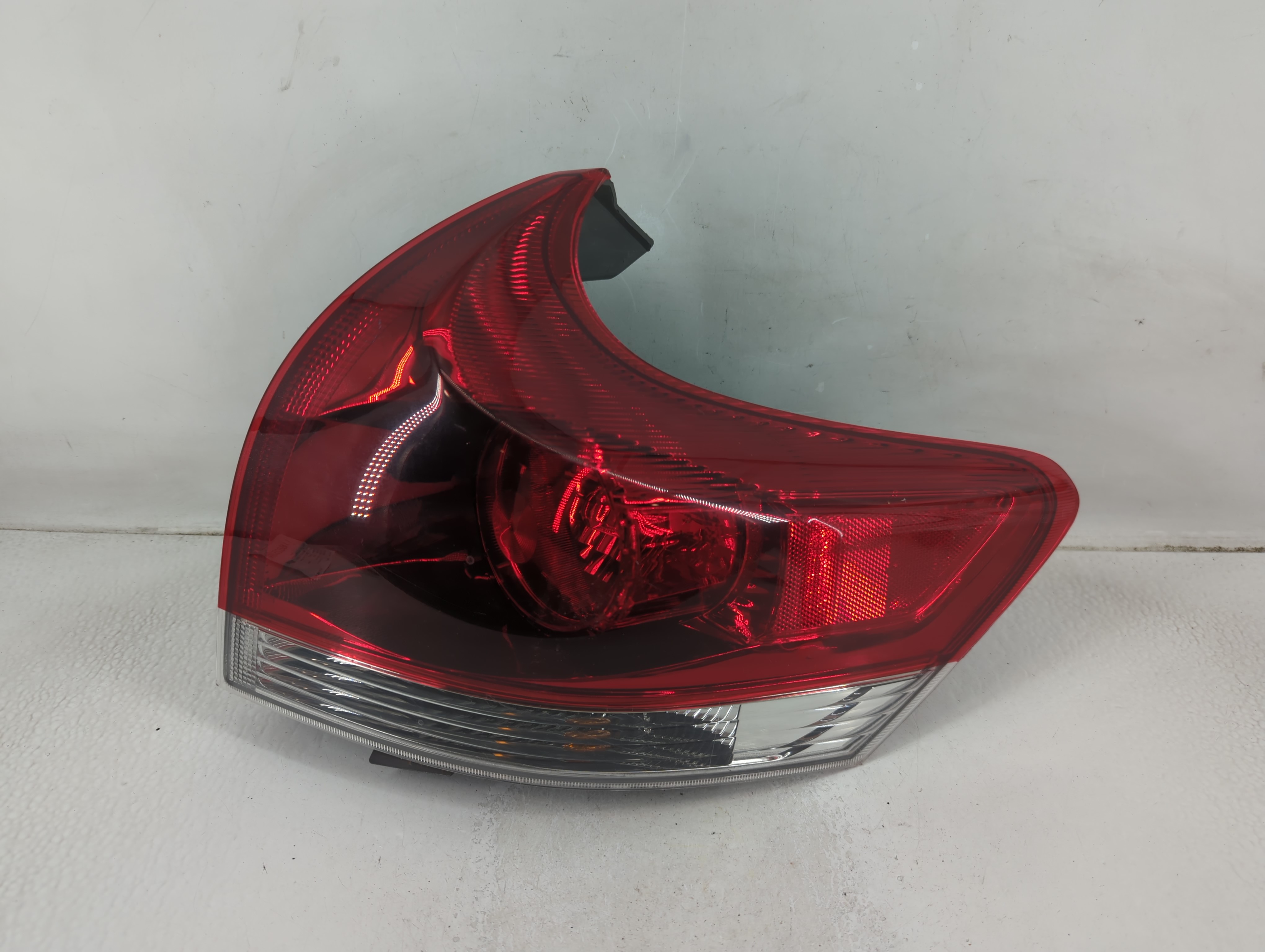 Picture of 2013-2016 Toyota Venza Passenger Right Side Tail Light Taillight Oem 1188253
