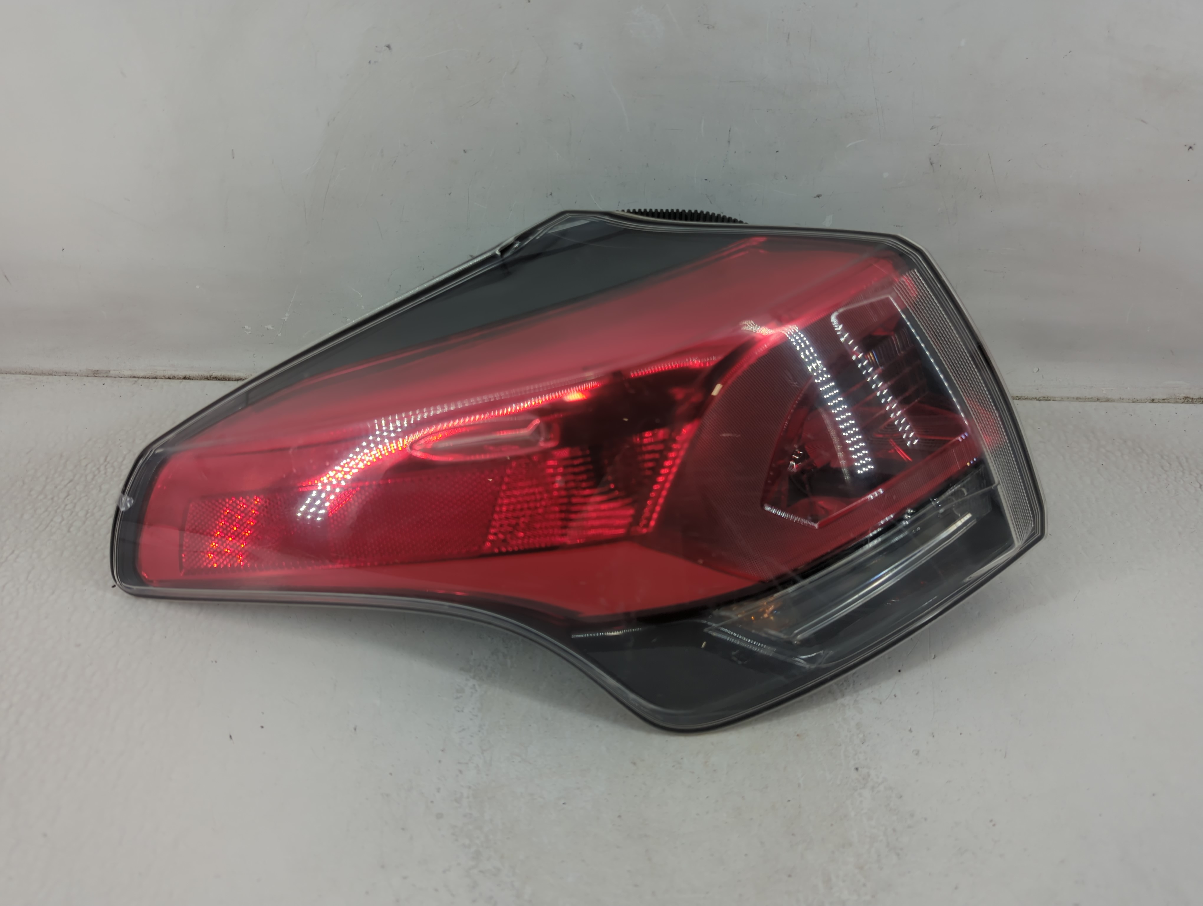 Picture of 2019-2022 Toyota Rav4 Driver Left Side Tail Light Taillight Oem 1188256
