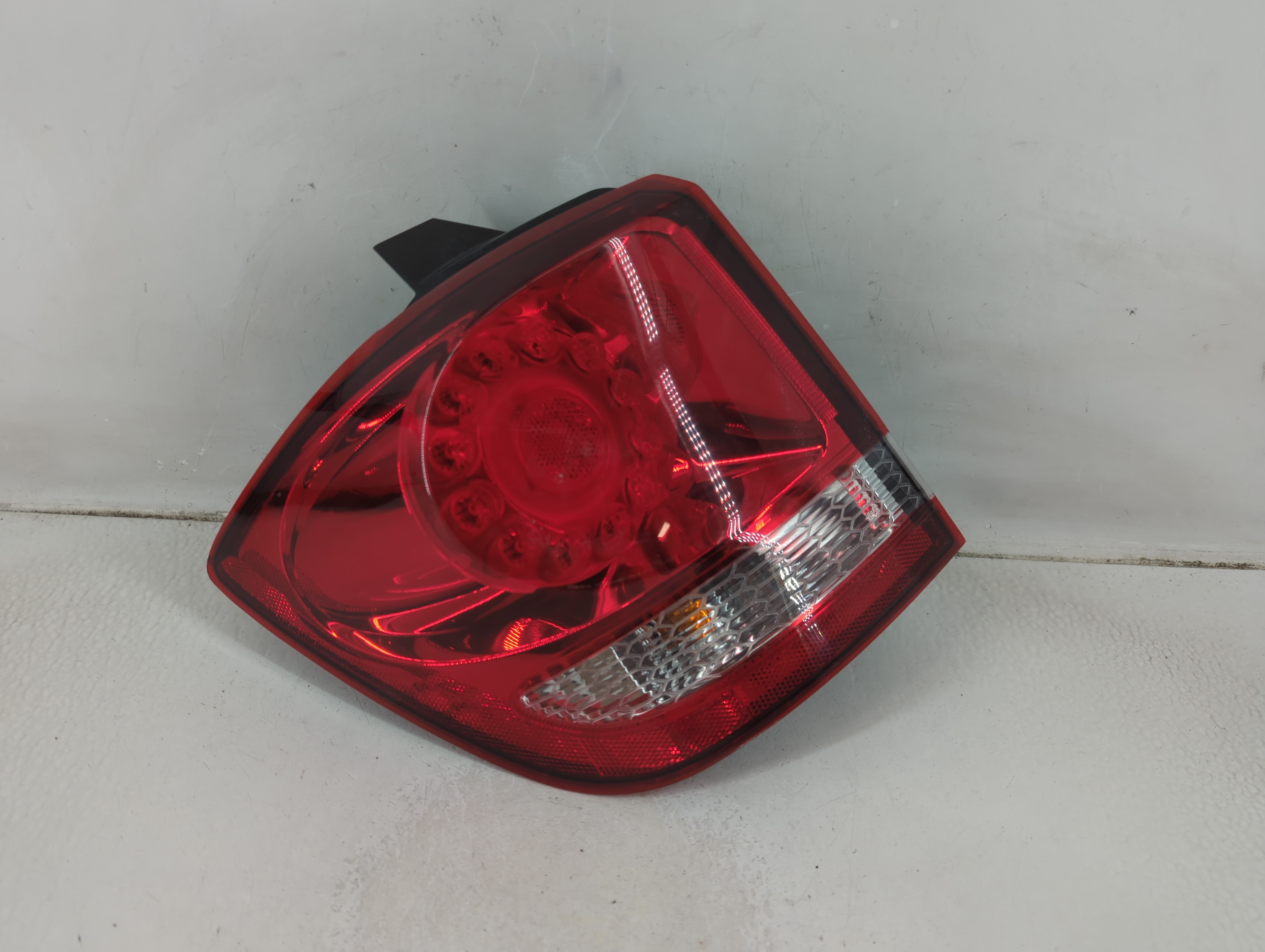 Picture of 2017 Dodge Journey Driver Left Side Tail Light Taillight Oem 1188273