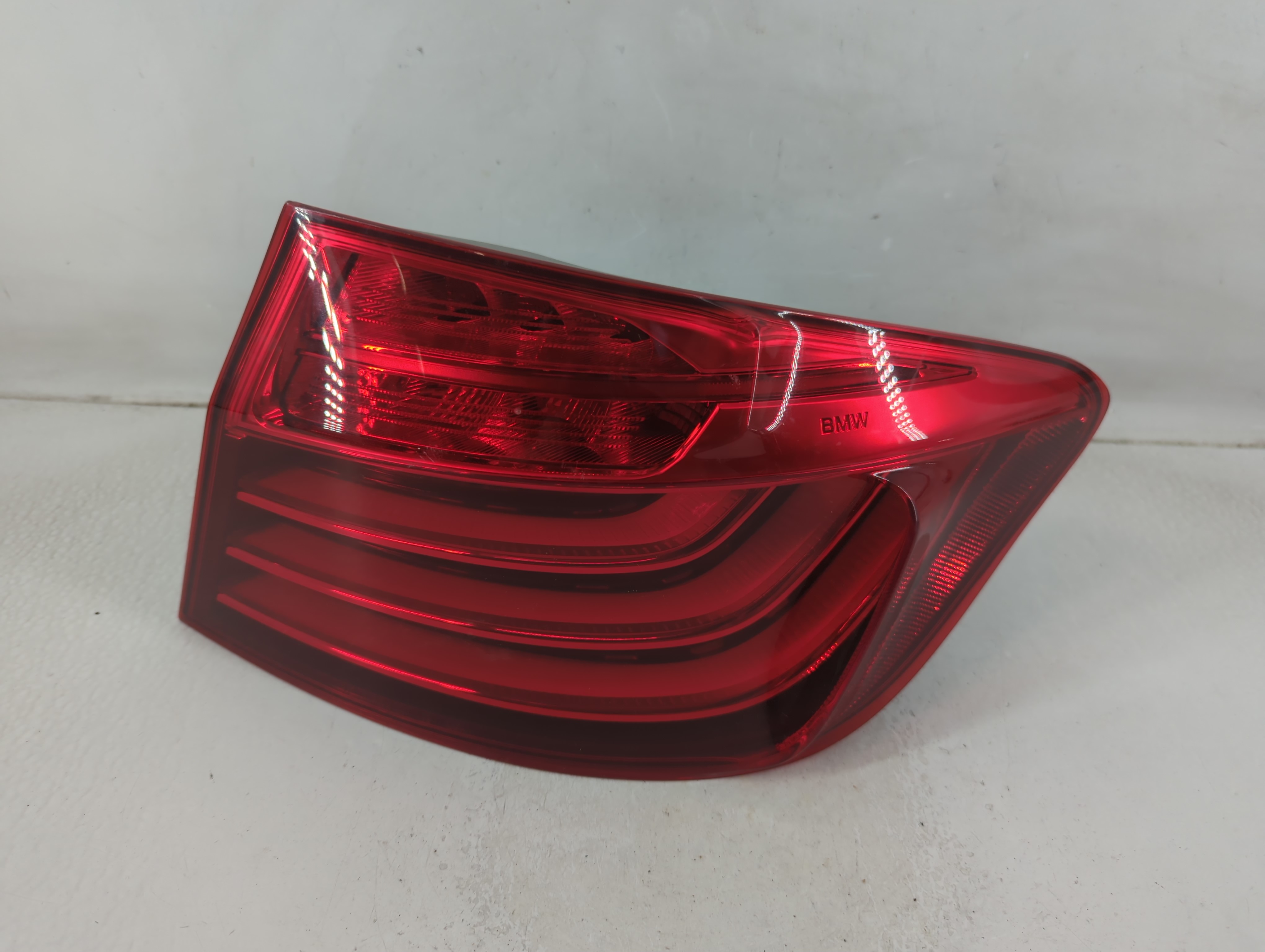 Picture of 2014-2016 Bmw 535i Passenger Right Side Tail Light Taillight Oem 1188283