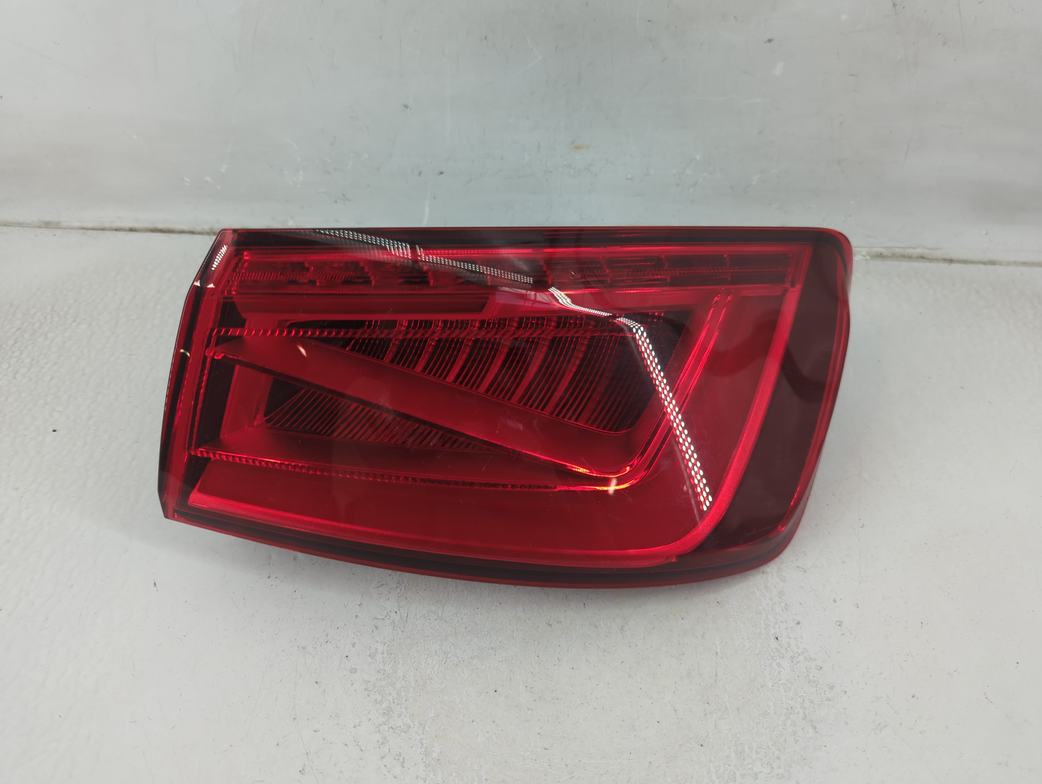 Picture of 2015-2016 Audi A3 Passenger Right Side Tail Light Taillight Oem 1188291