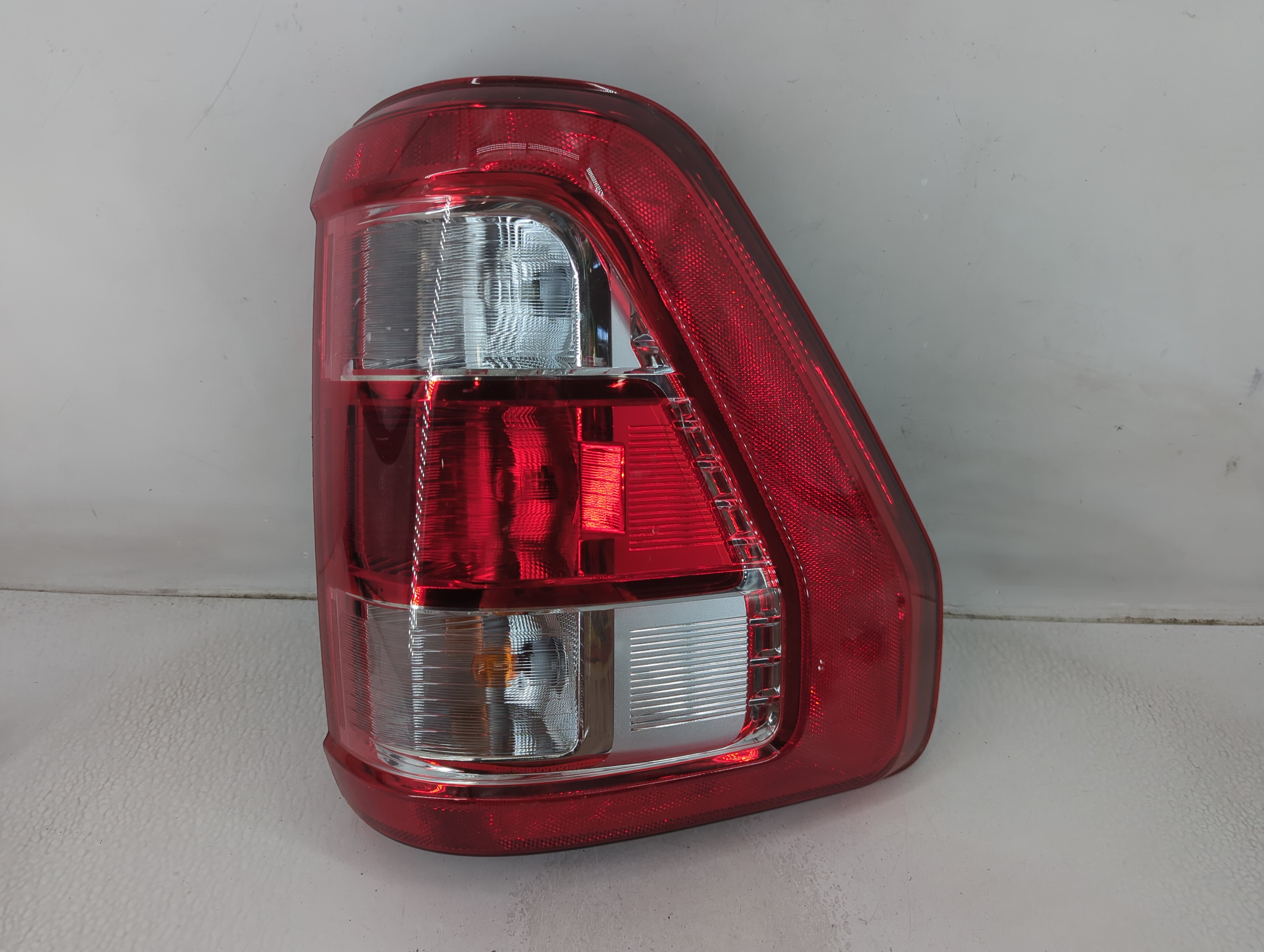 Picture of 2021-2022 Ford F-150 Driver Left Side Tail Light Taillight Oem 1188294