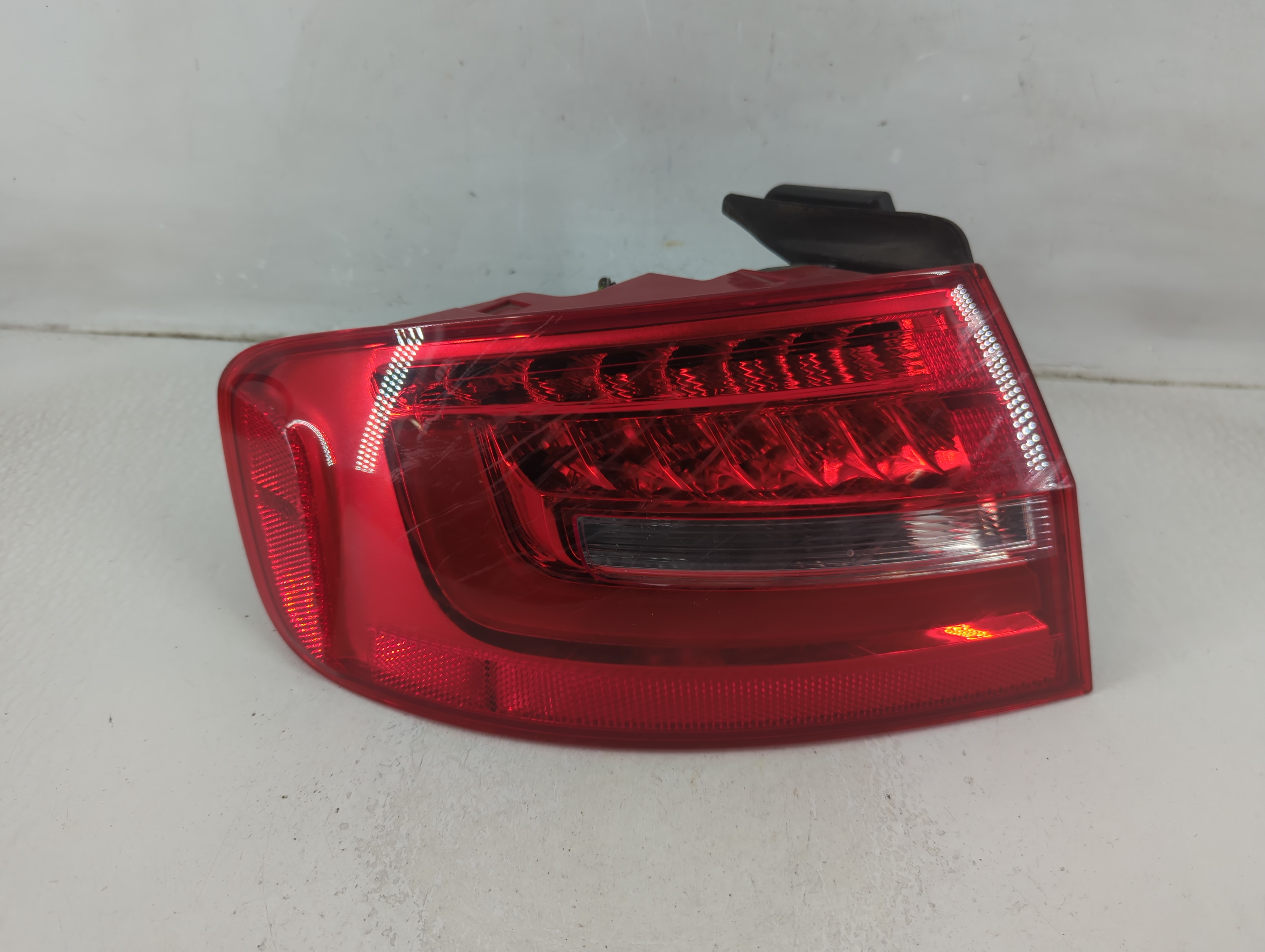 2013-2016 Audi A4 Driver Left Side Tail Light Taillight Oem 1188304 - Oemusedautoparts1.com