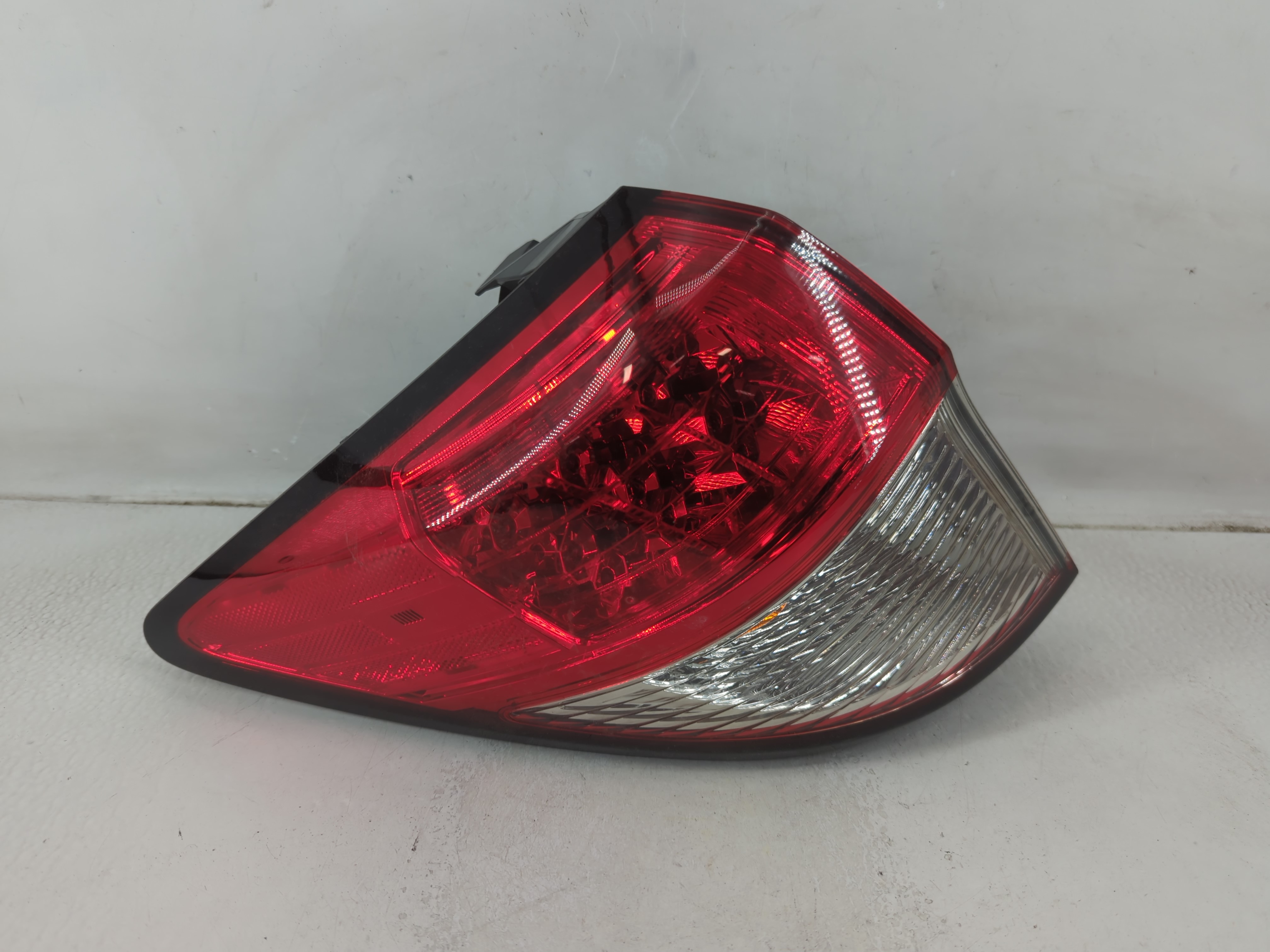 2019-2022 Honda Hr-v Driver Left Side Tail Light Taillight Oem 1188324 - Oemusedautoparts1.com