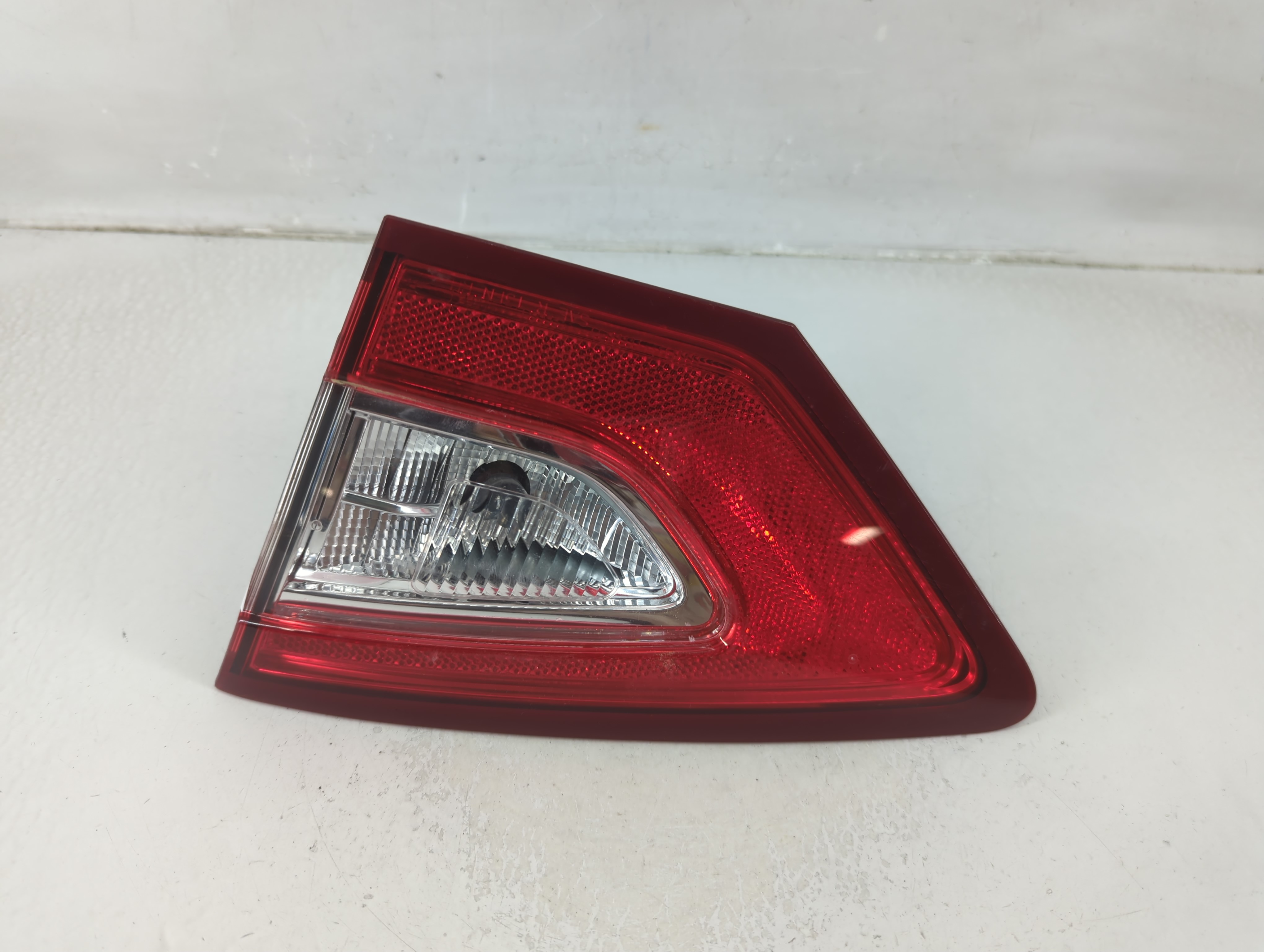 Picture of 2013-2016 Ford Fusion Passenger Right Side Tail Light Taillight Oem 1188325