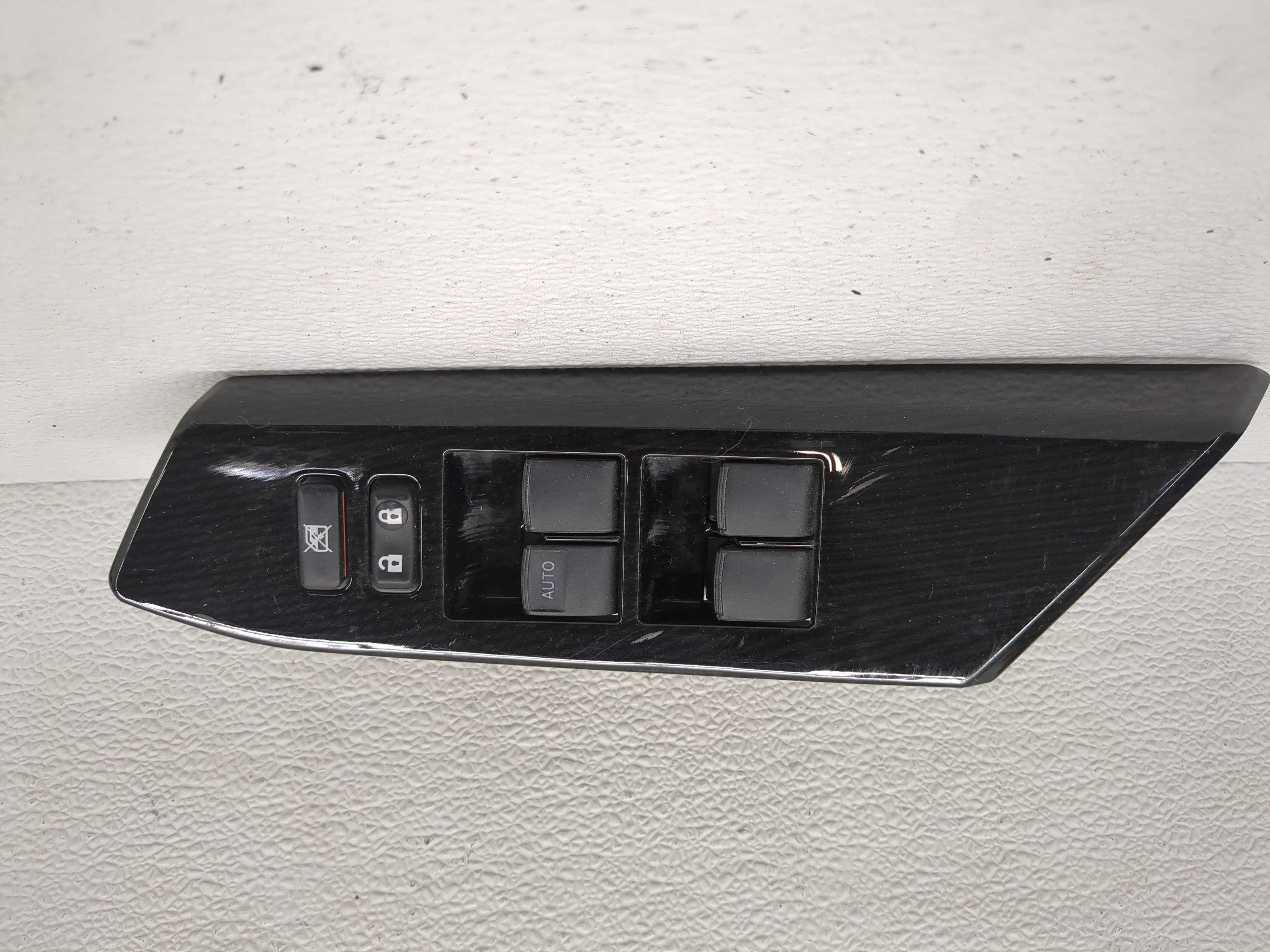 Picture of 2013-2018 Toyota Rav4 Driver Left Door Master Power Window Switch 1188348