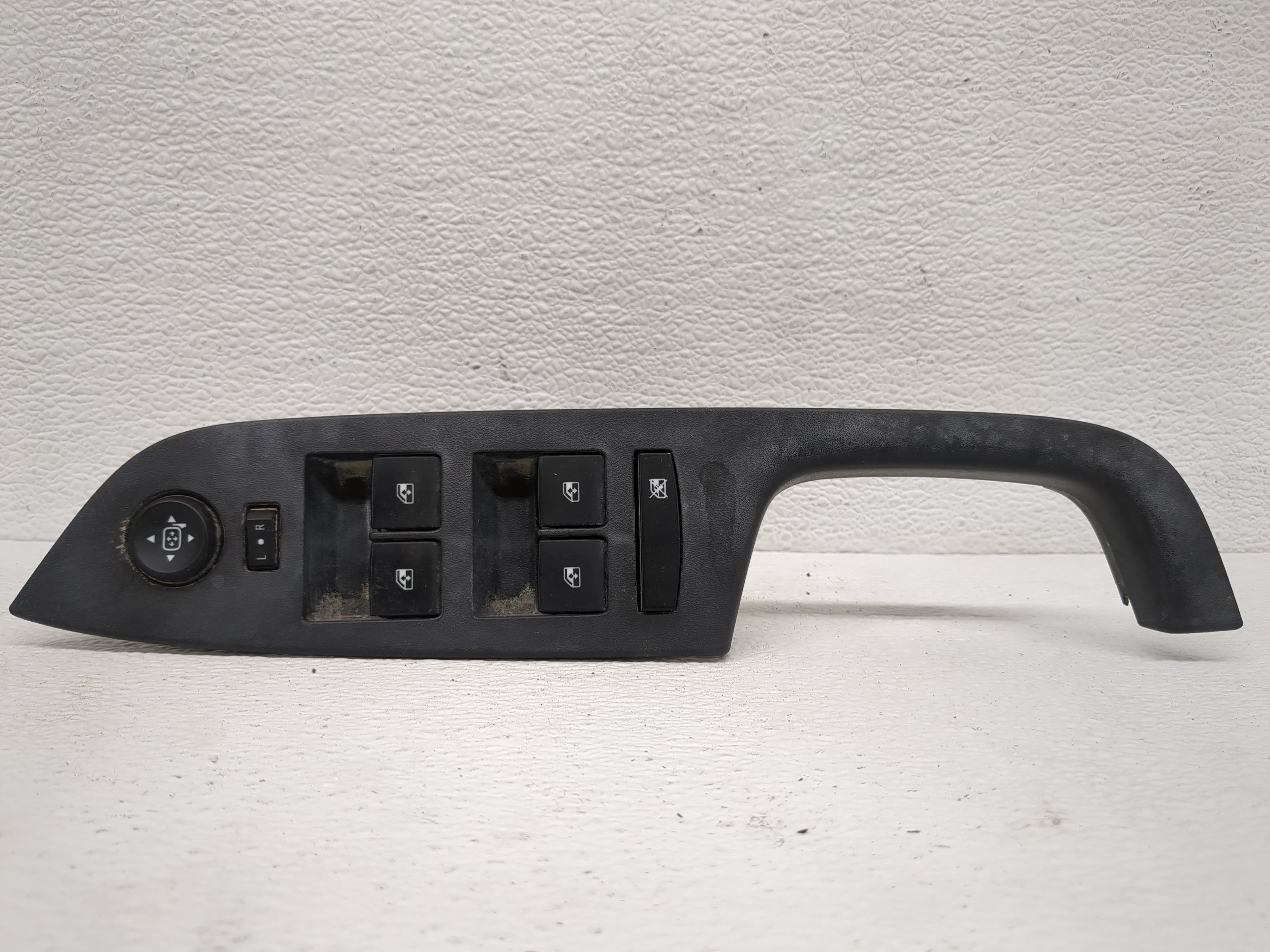 Picture of 2010-2017 Chevrolet Equinox Driver Left Door Master Power Window Switch 1188357