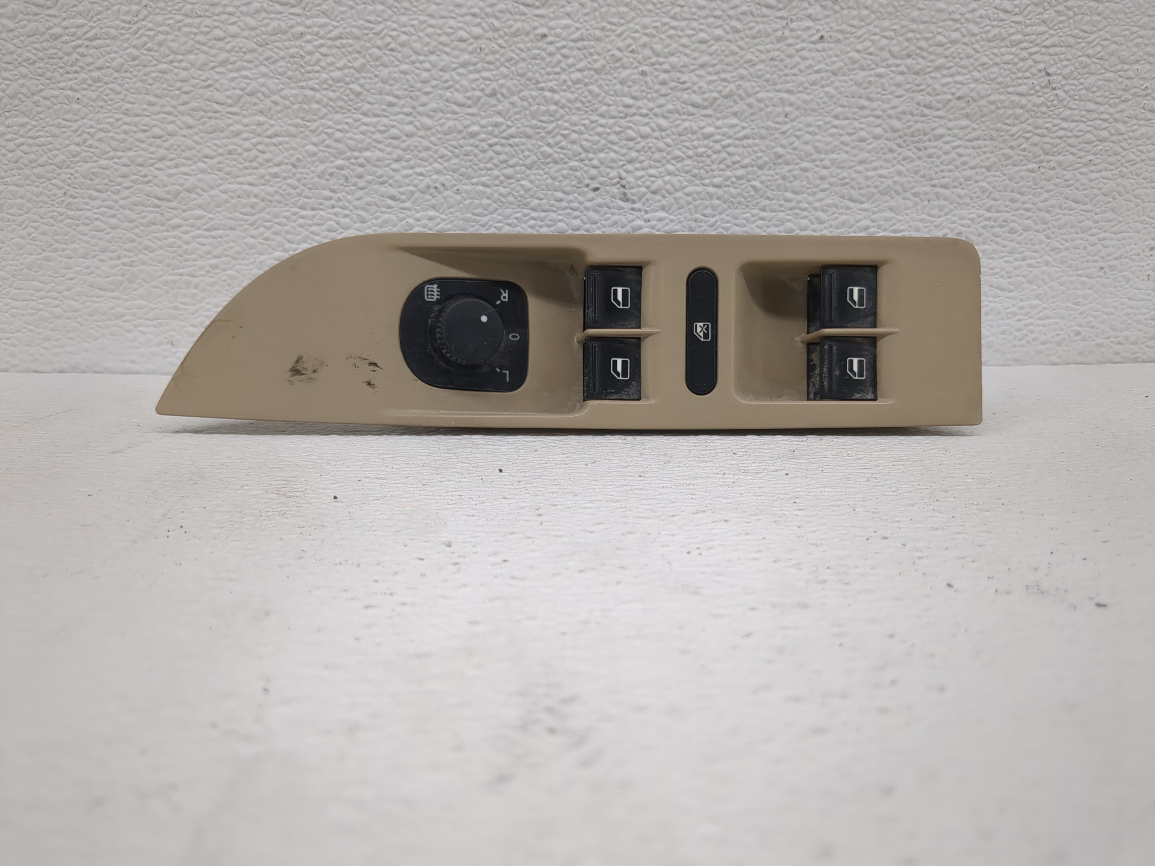Picture of 2012-2017 Volkswagen Cc Driver Left Door Master Power Window Switch 1188358
