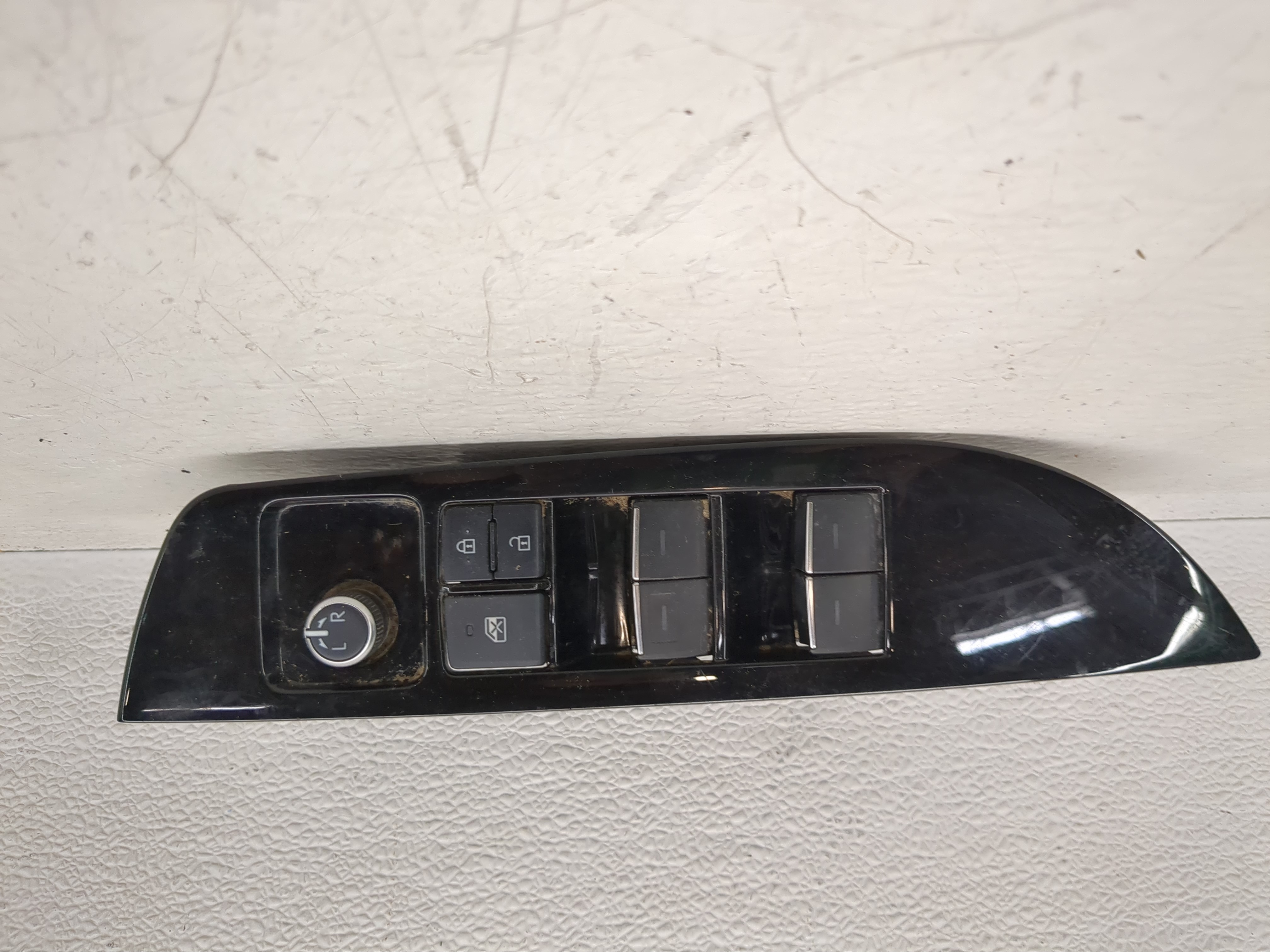 Picture of 2019-2022 Toyota Corolla Driver Left Door Master Power Window Switch 1188364