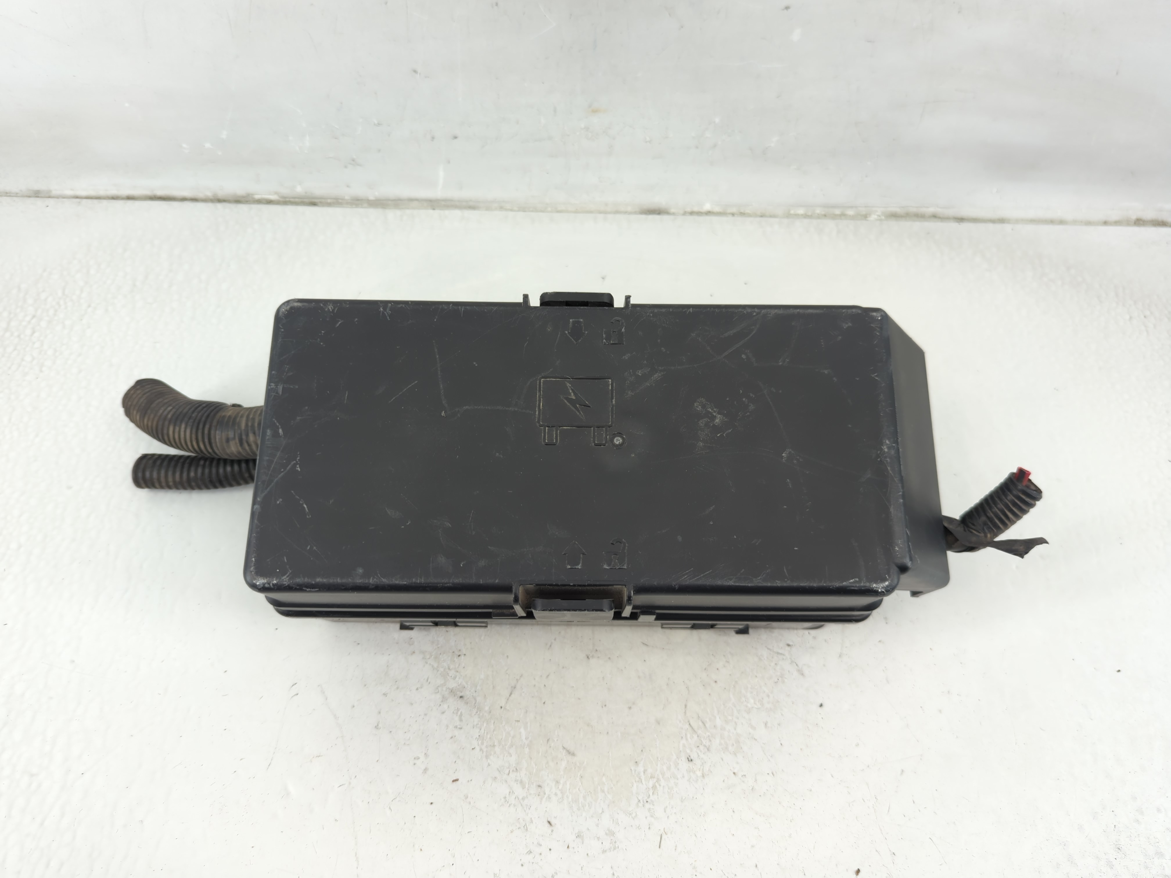 2009-2010 Pontiac G6 Fusebox Fuse Box Relay Module 20822689 1188376 - Oemusedautoparts1.com