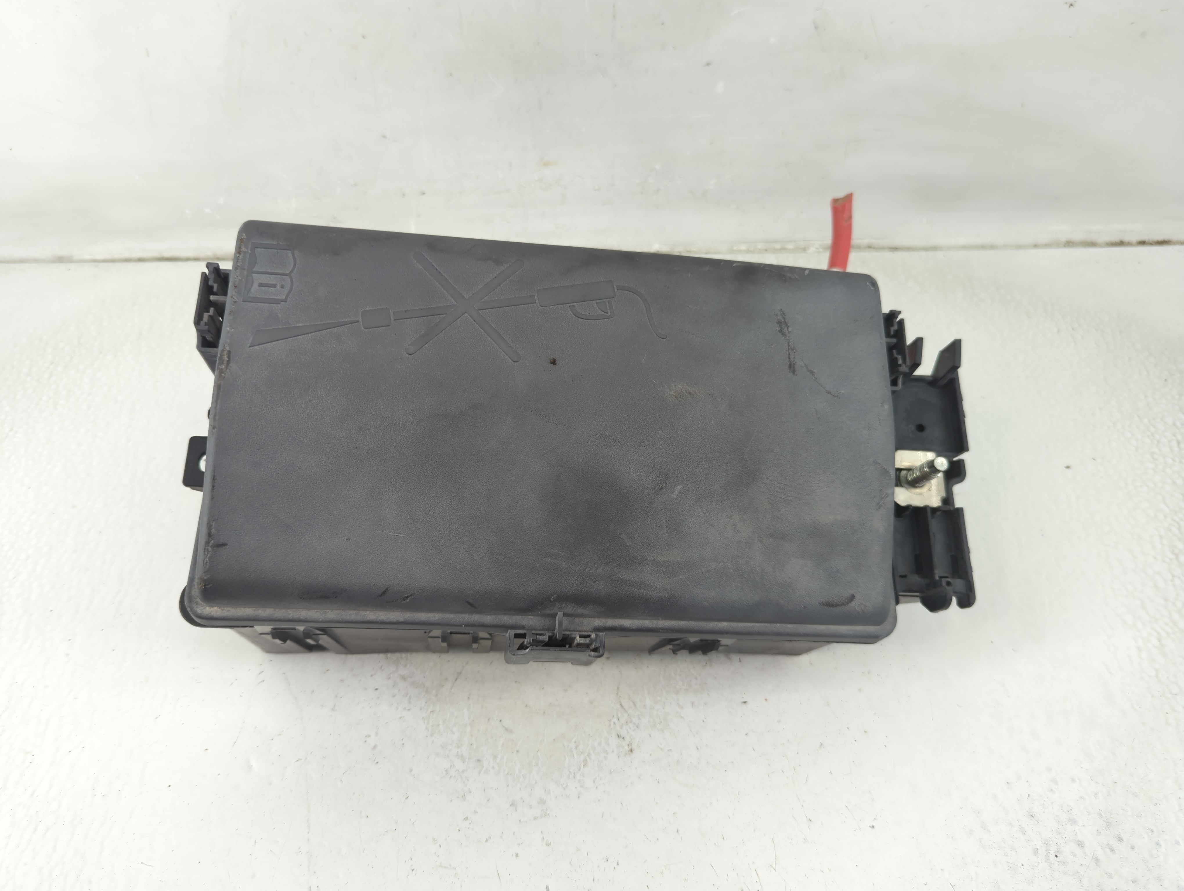 2014-2016 Chevrolet Malibu Fusebox Fuse Box Relay Module 812461952 1188379 - Oemusedautoparts1.com