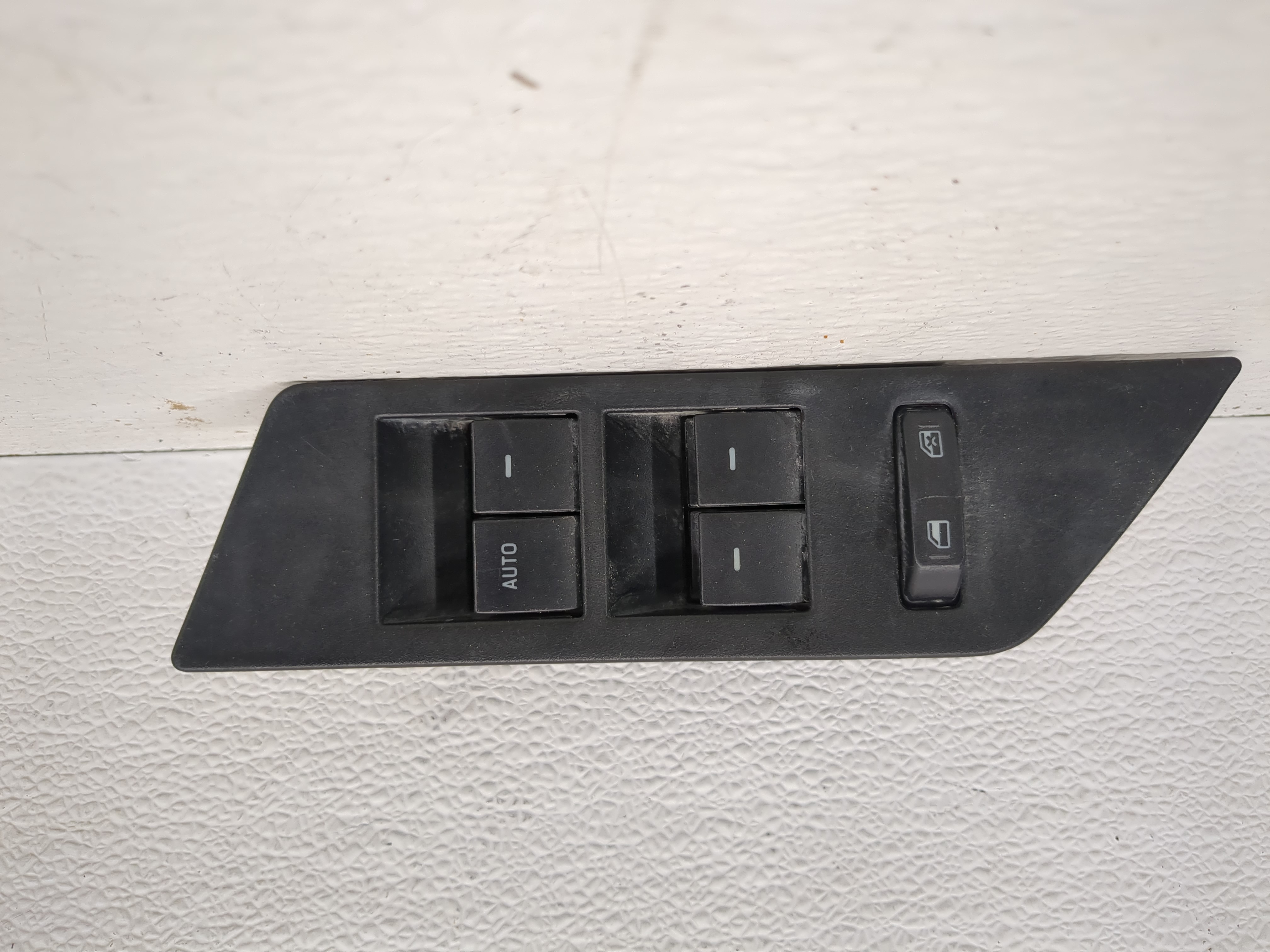 2011-2014 Ford Edge Driver Left Door Master Power Window Switch 1188387 - Oemusedautoparts1.com