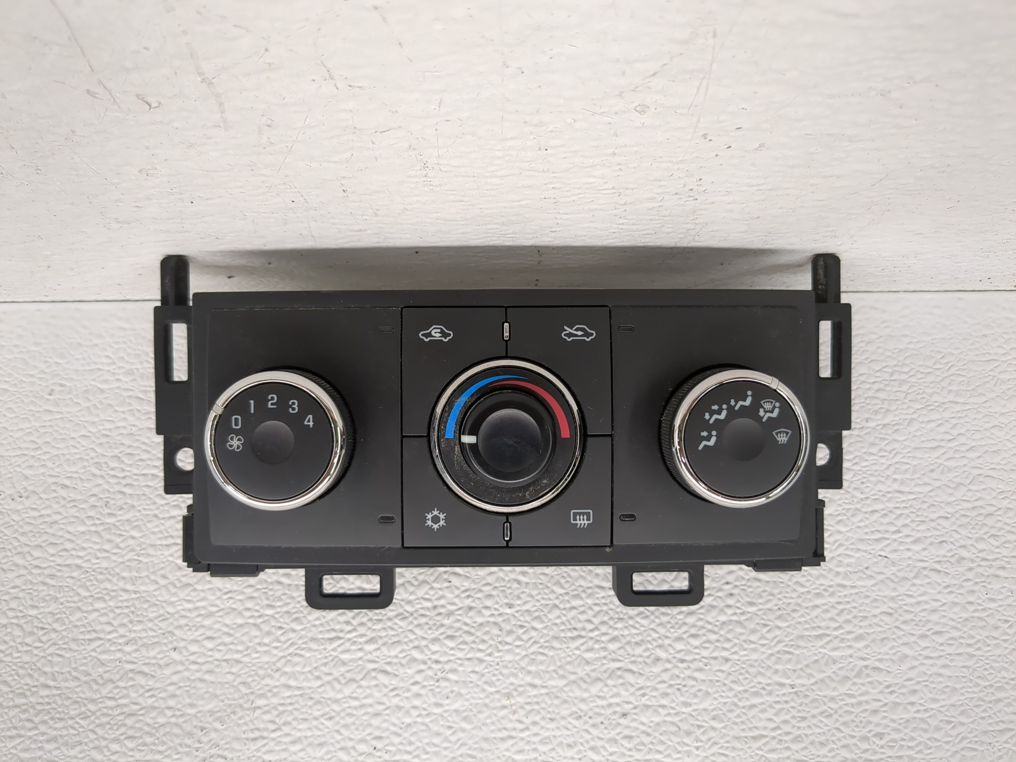 2009-2010 Pontiac G6 Ac Heater Climate Control 1188421 - Oemusedautoparts1.com
