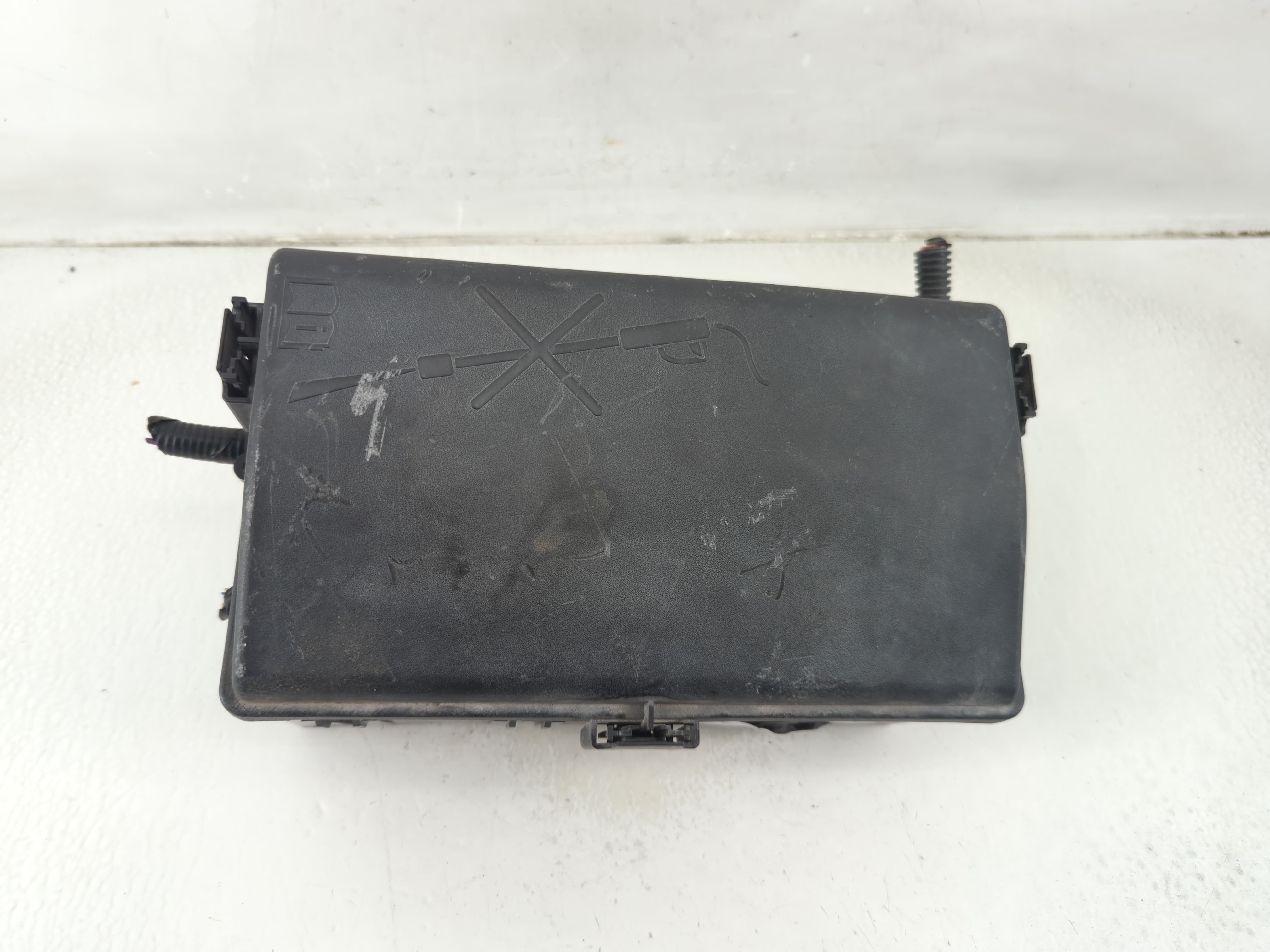 2018-2021 Gmc Terrain Fusebox Fuse Box Relay Module 812461952 1188453 - Oemusedautoparts1.com