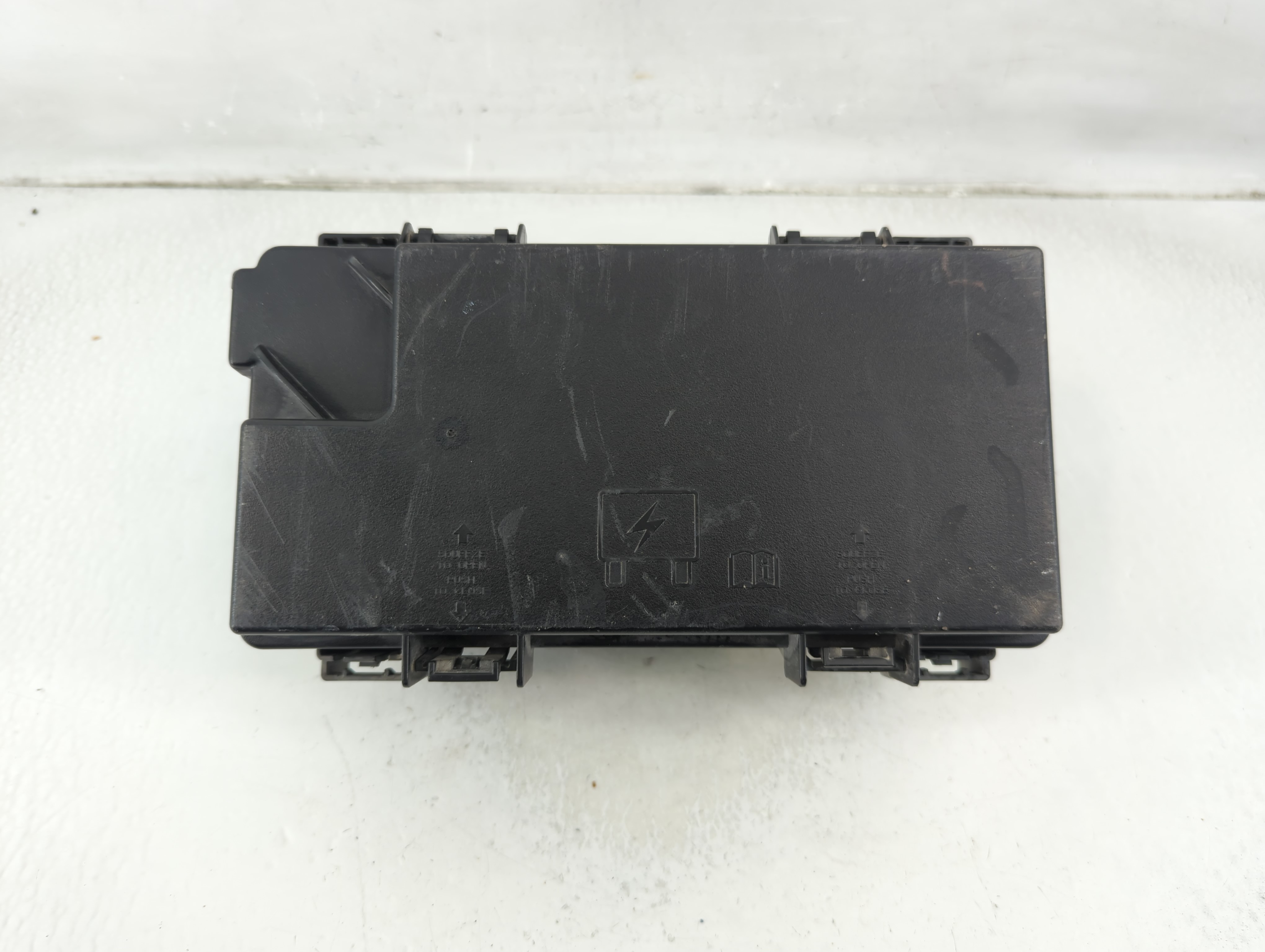 Dodge Caravan Fusebox Fuse Box Relay Module Tipm P62337-001 1188455 - Oemusedautoparts1.com