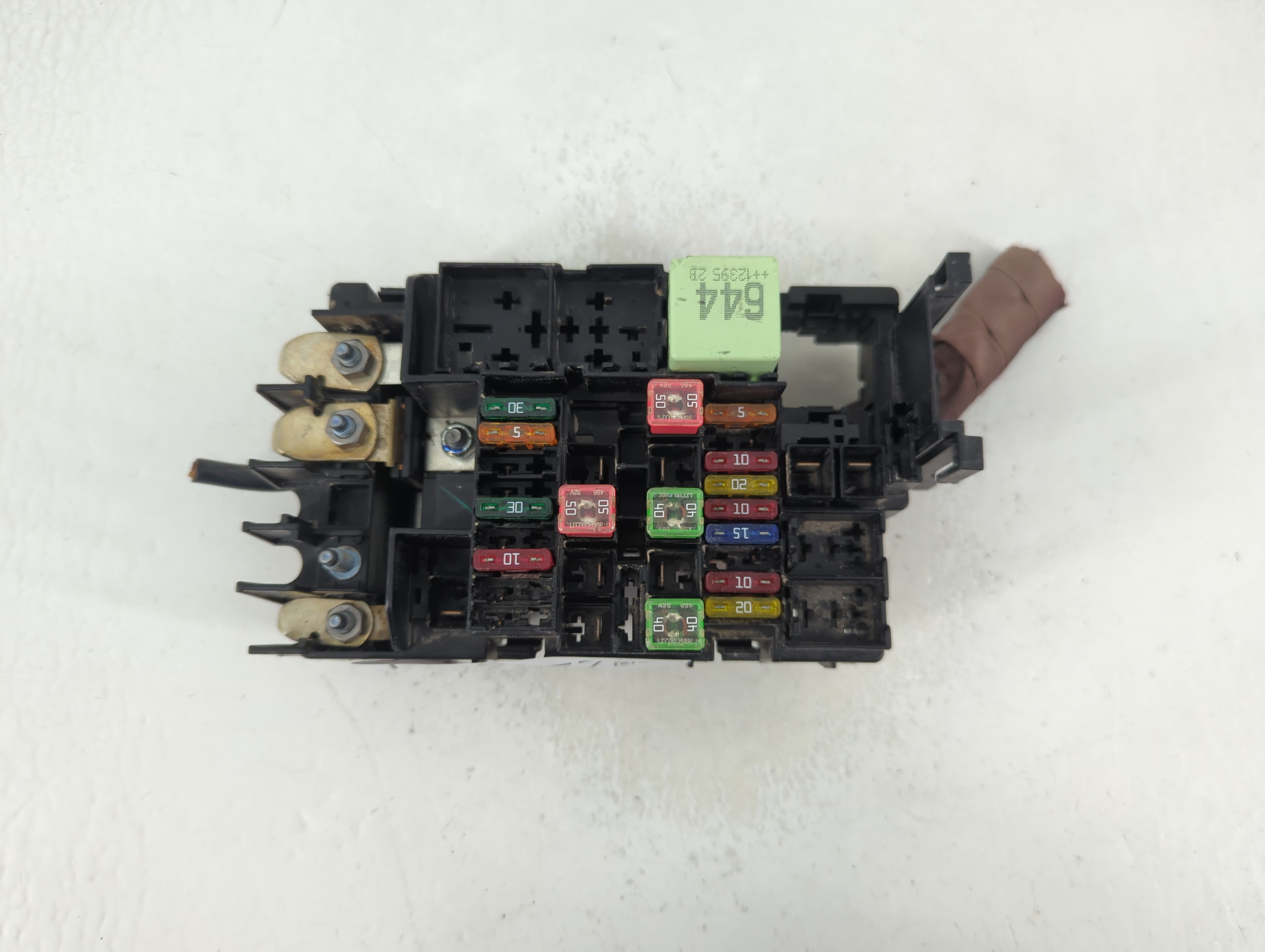 2010-2014 Volkswagen Jetta Fusebox Fuse Box Relay Module 1188457 - Oemusedautoparts1.com
