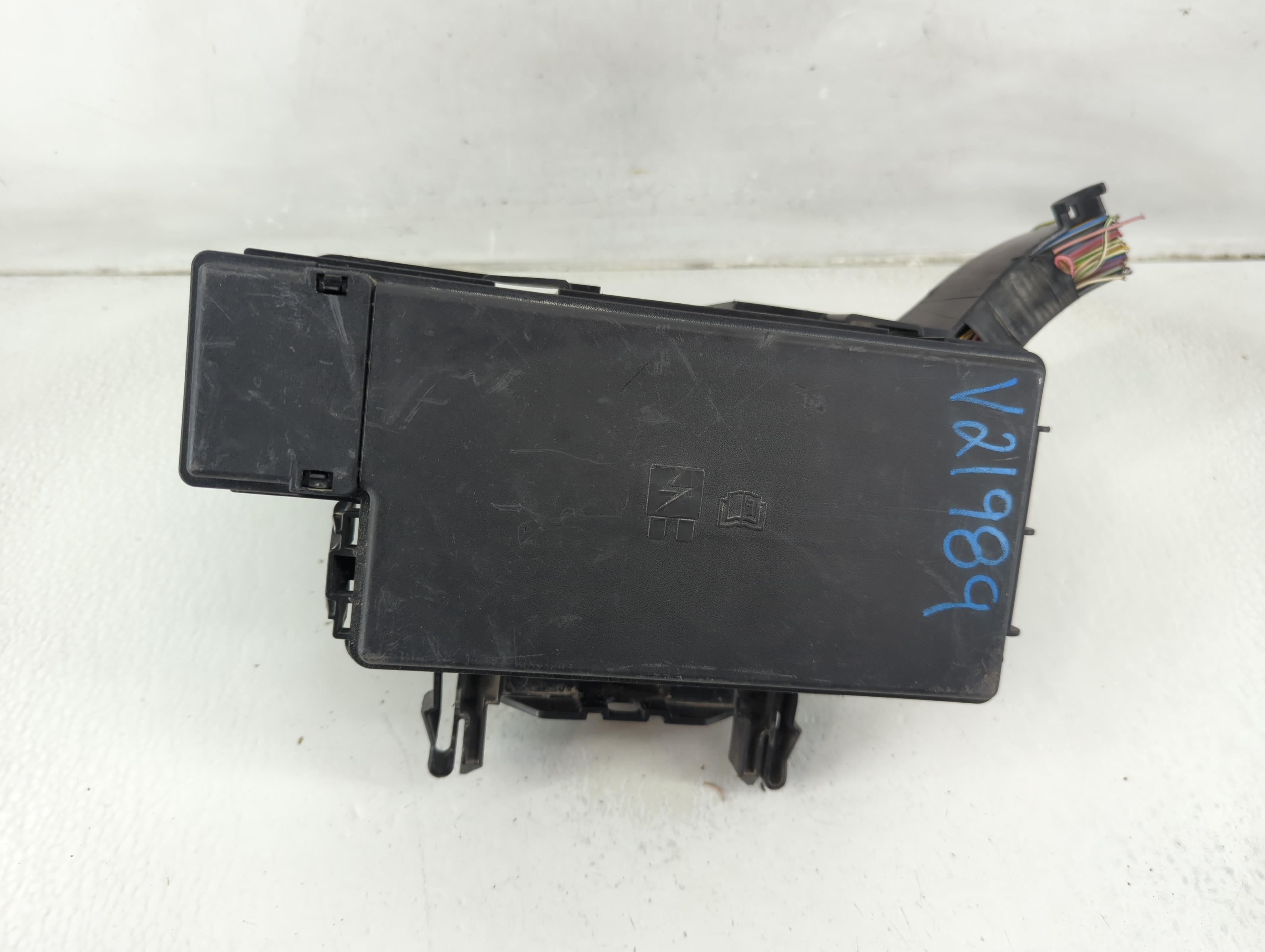 2016-2016 Ford Explorer Fusebox Fuse Box Relay Module 1188459 - Oemusedautoparts1.com