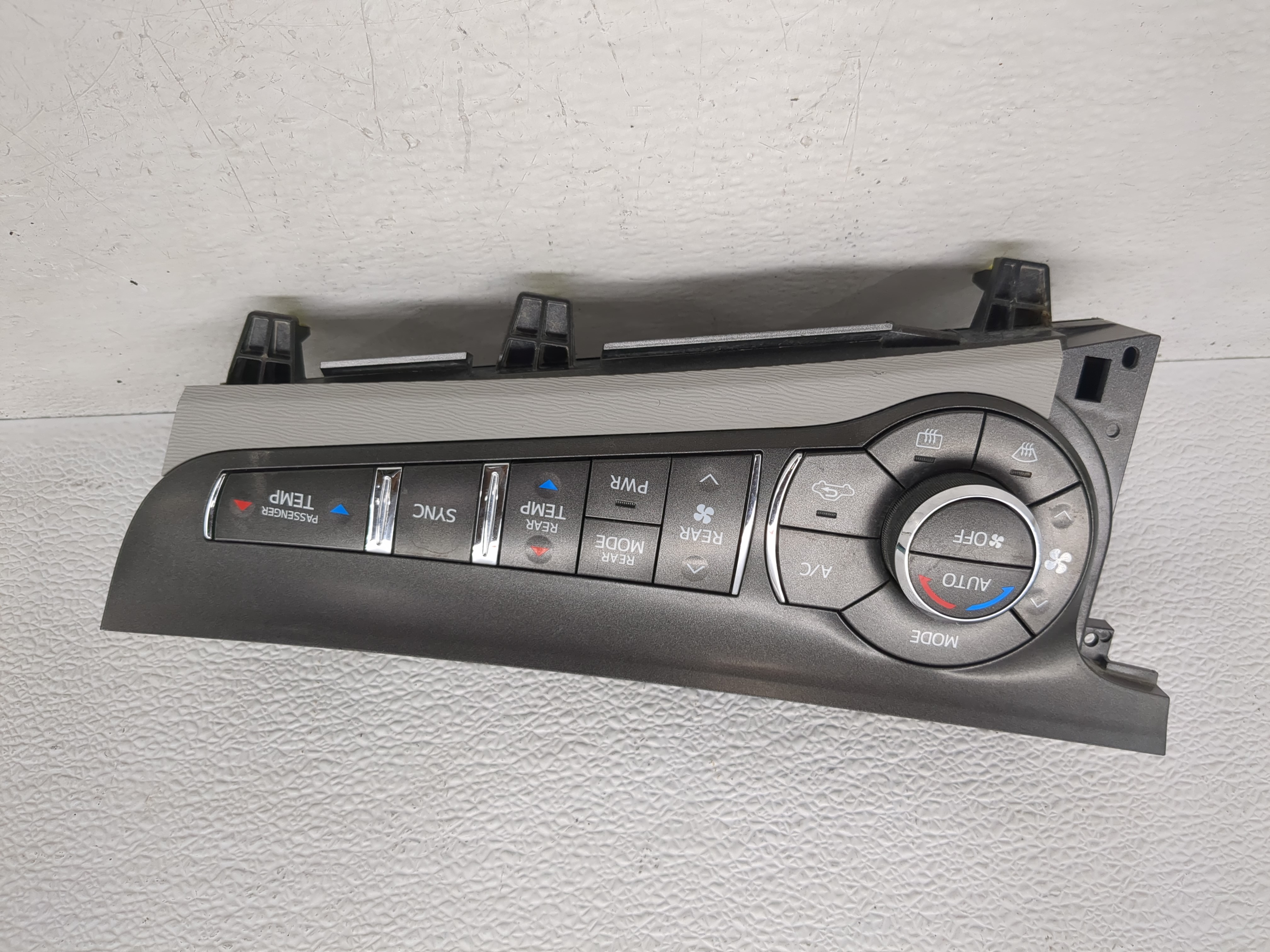 Picture of 2011-2014 Toyota Sienna Ac Heater Climate Control 55900-08150 1188468