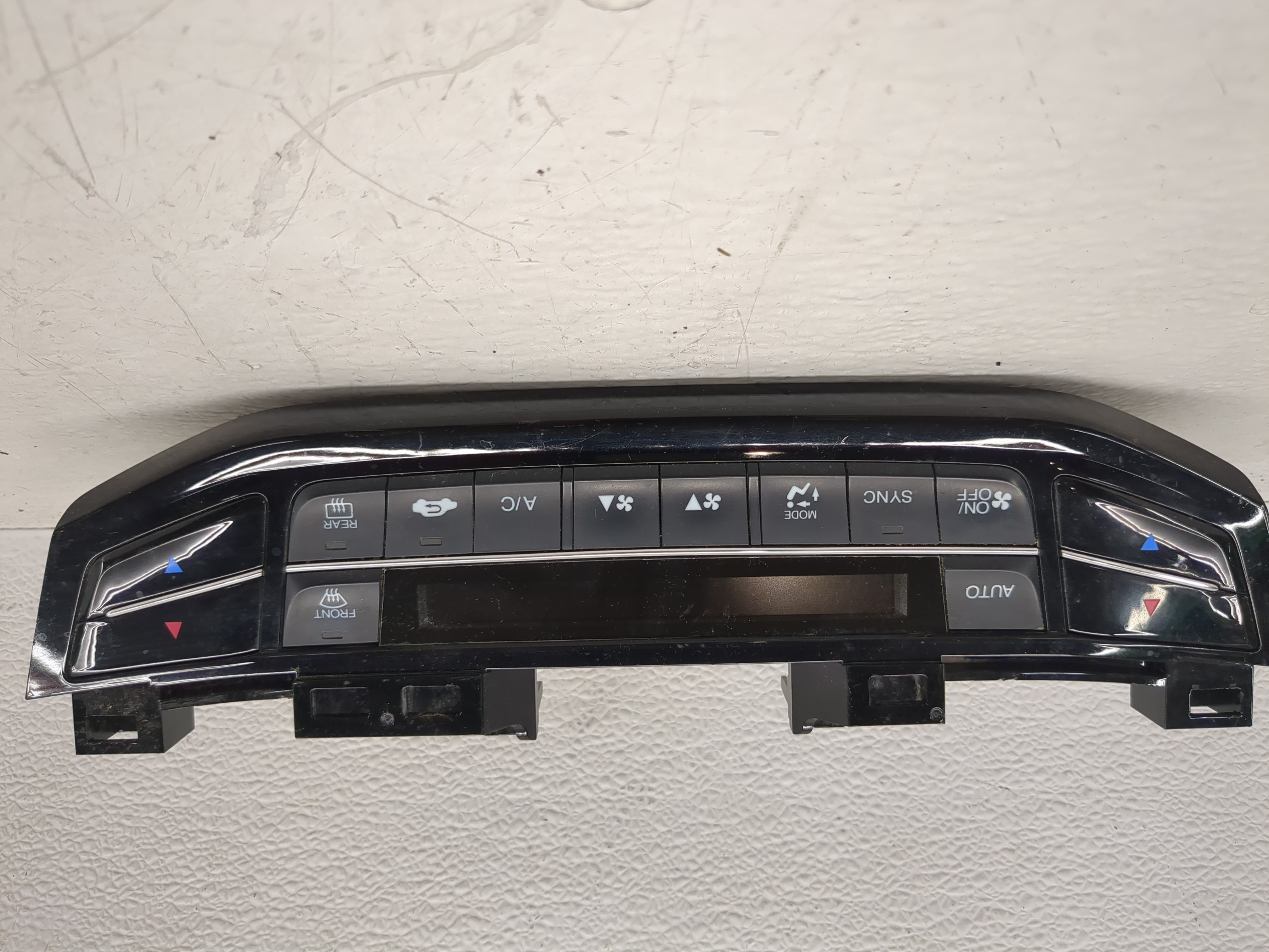 Picture of 2017-2017 Honda Accord Ac Heater Climate Control 79600 T2f A711 M1 1188484