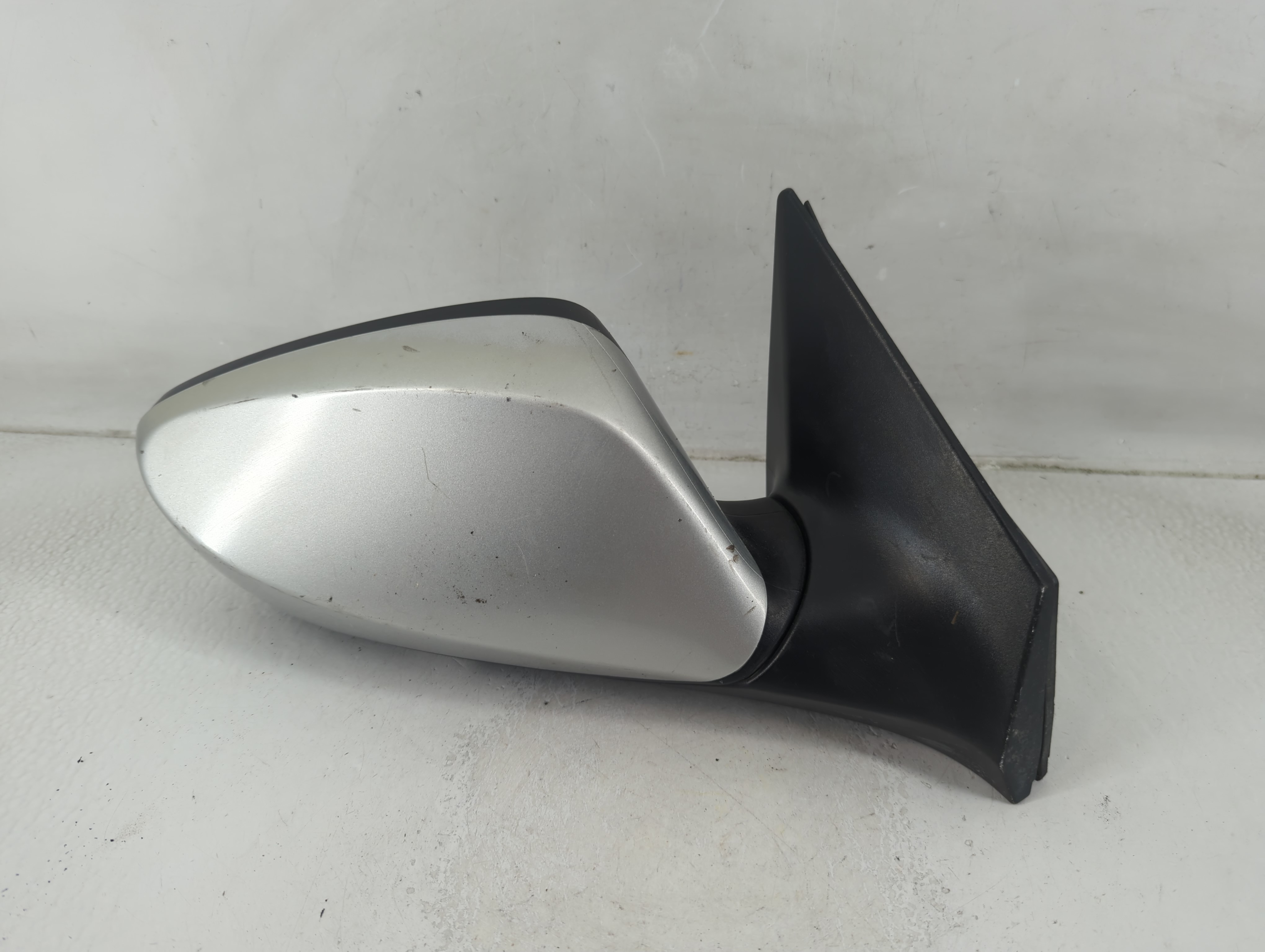 Picture of 2015-2016 Hyundai Elantra Passenger Right Side View Power Door Mirror 1188496