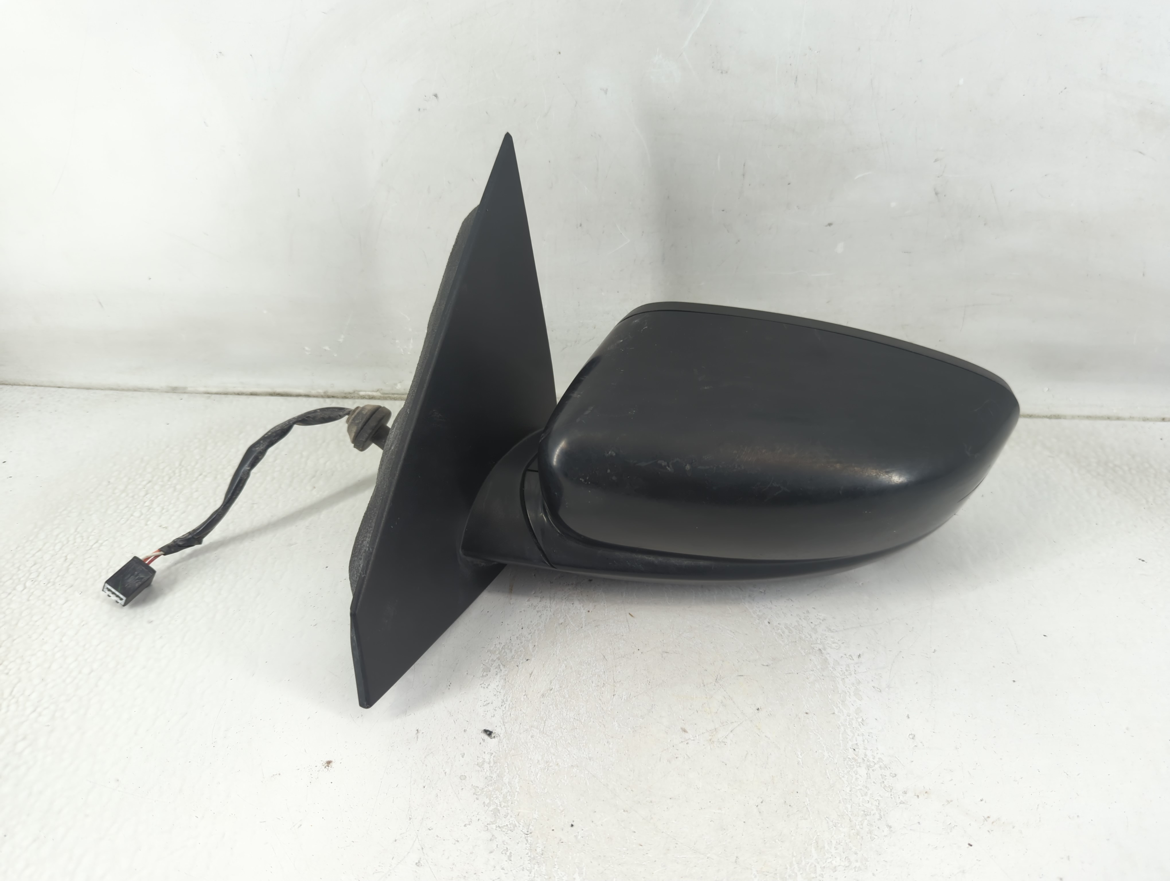 Picture of 2013-2016 Dodge Dart Driver Left Side View Manual Door Mirror Black 1188516
