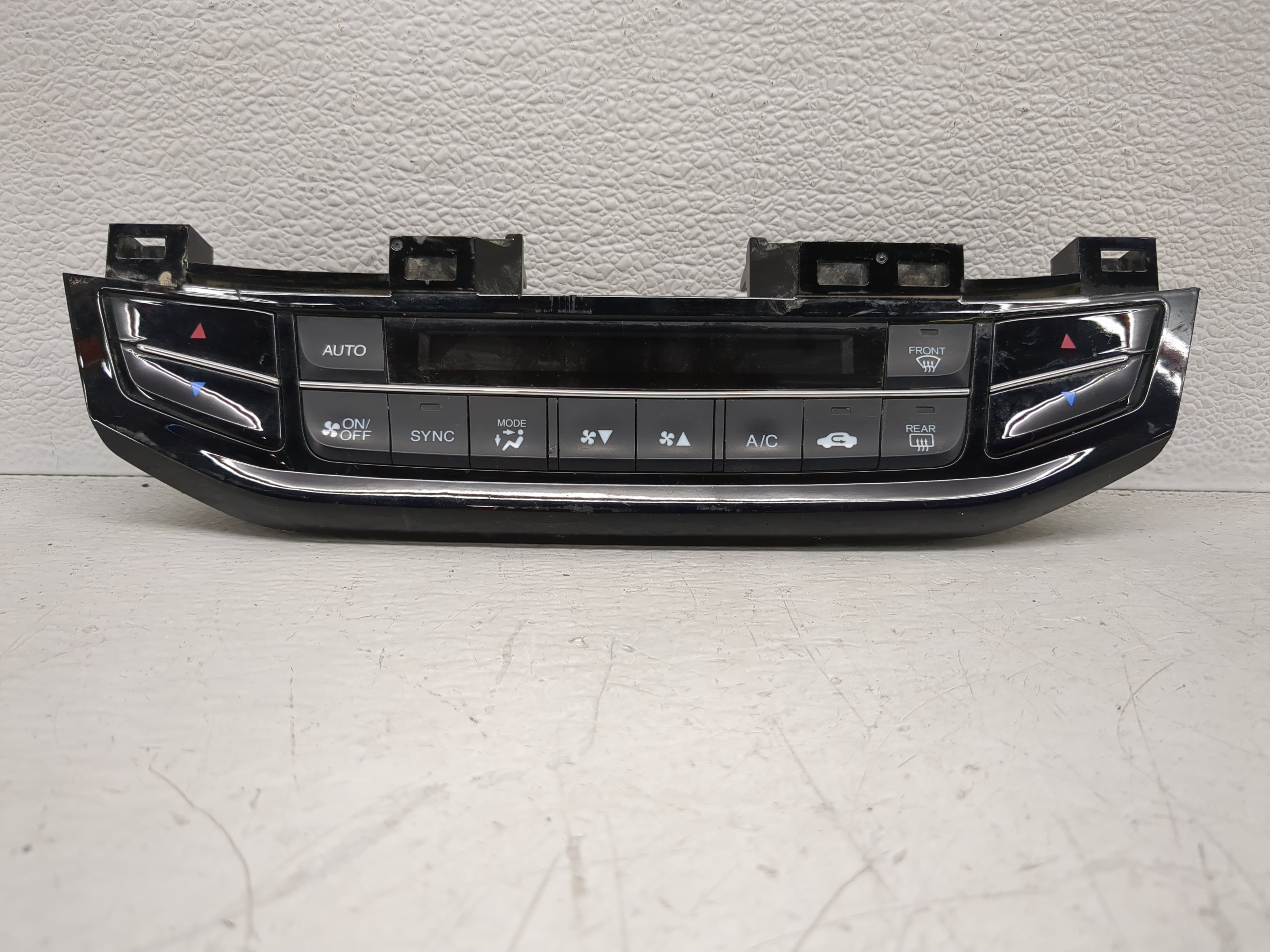 Picture of 2016-2017 Honda Accord Ac Heater Roof Climate Control 79600 T2f A711 M1 1188565