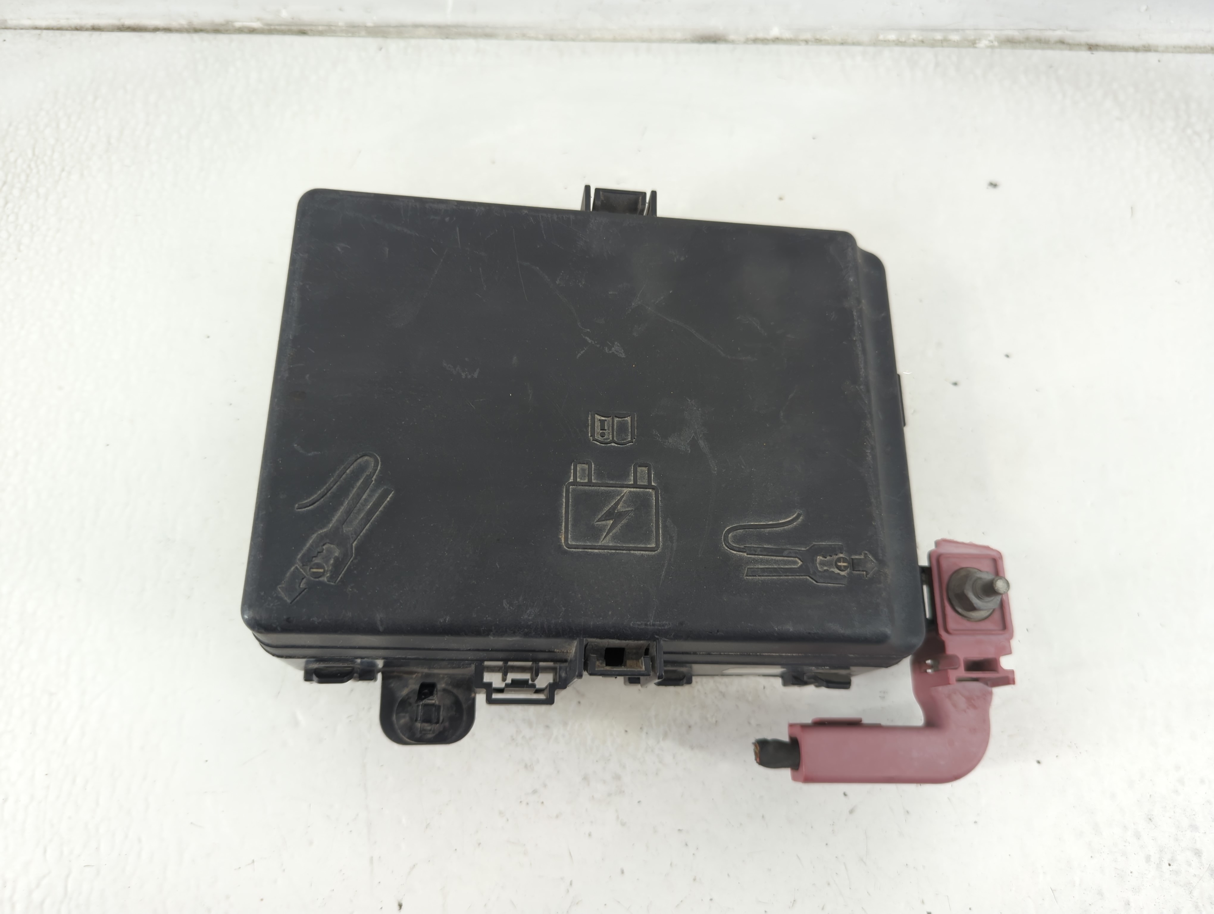 2012-2014 Chrysler 300 Fusebox Fuse Box Relay Module P68202730ab 1188588 - Oemusedautoparts1.com